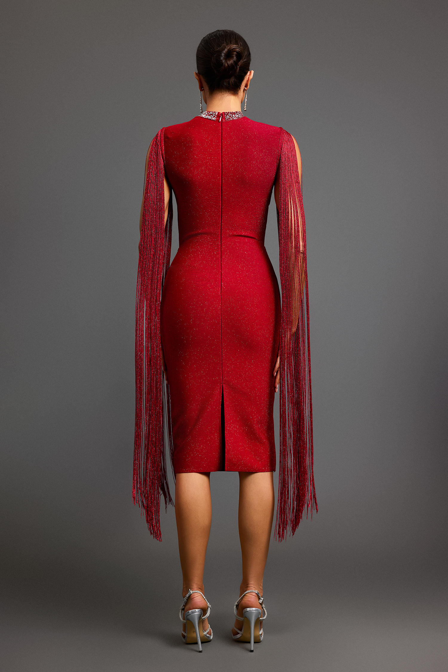 Plume Round Neck Hollow Diamond Bandage Midi Dress