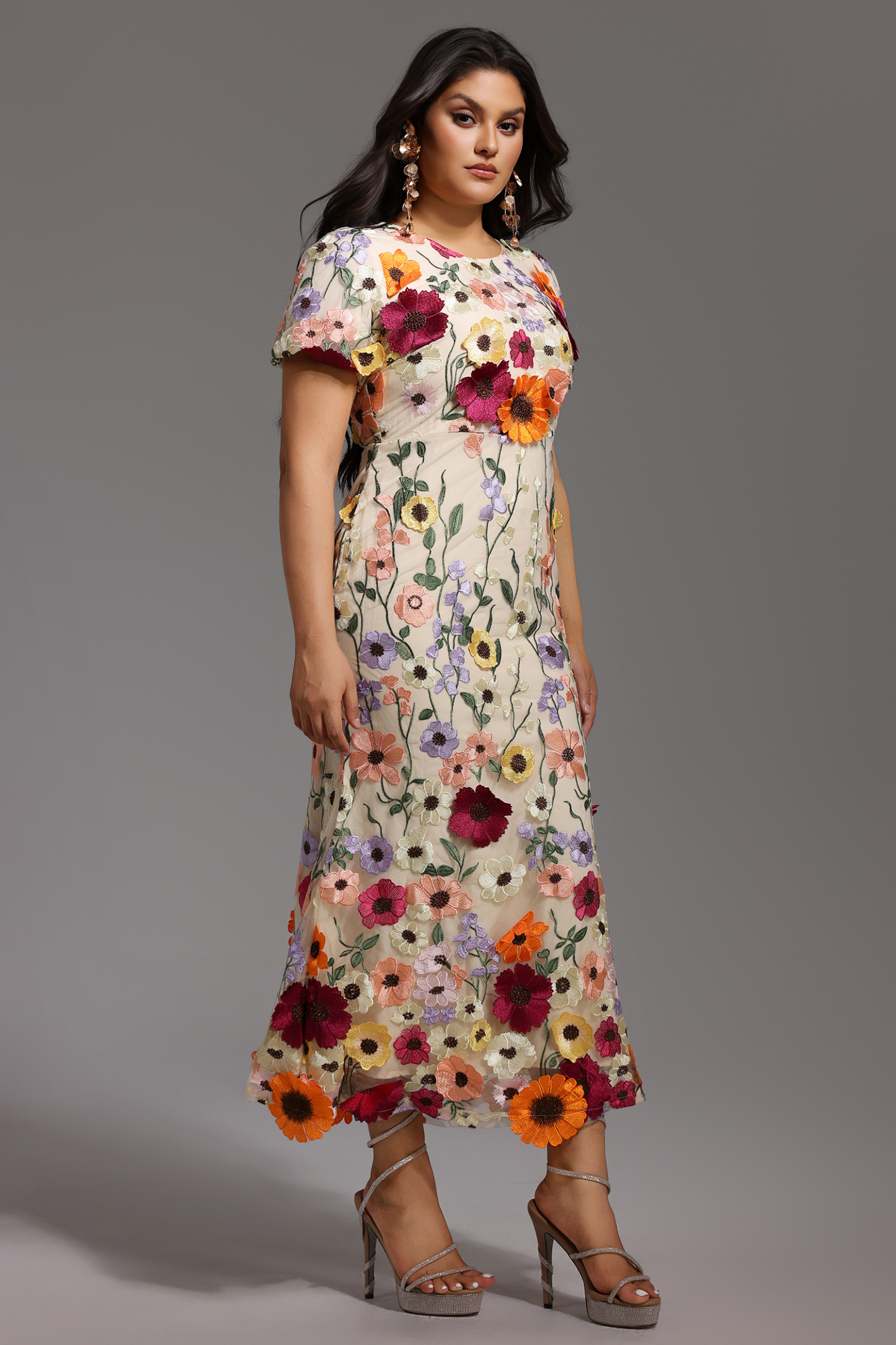 Naya Short Sleeve Round Neck Flowers Fishtail Midi Dress