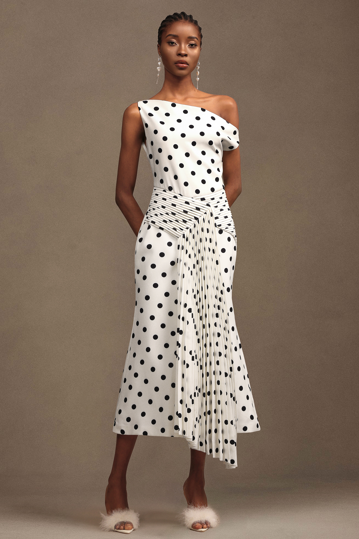 white dress with long sleeve Breanna Ruched Maxi it does not become Types:White YGroup_summer-nights-mini-dress Men's Black Suits &