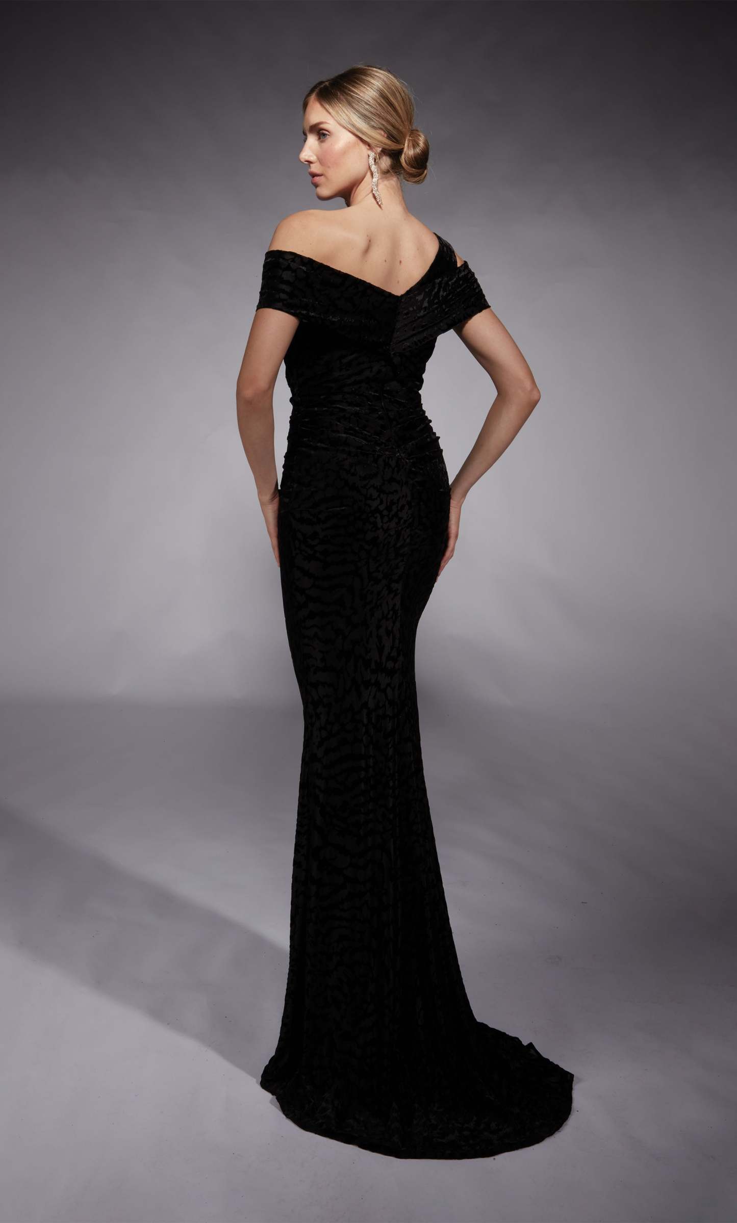 One Shoulder Velvet Straight Closed Back Train Formal Gown #27709