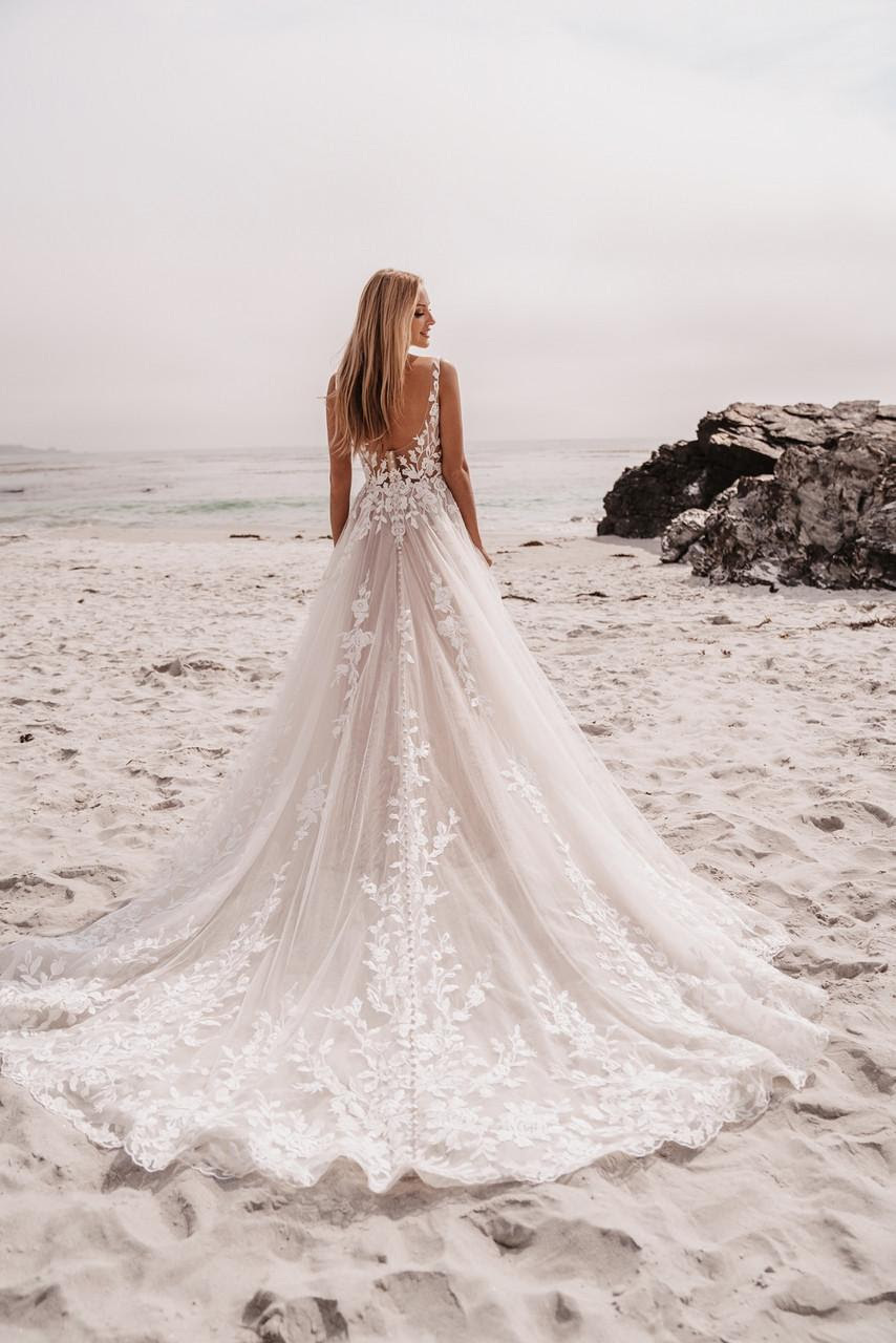 Allure Bridals 9904