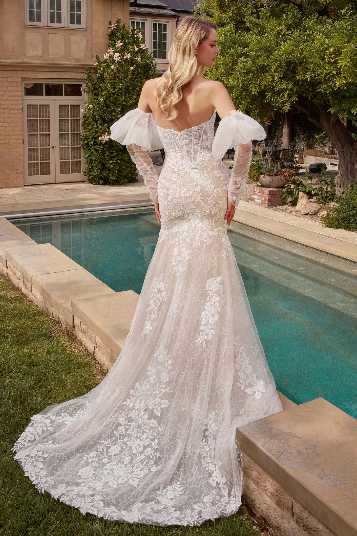 Elegant Mermaid Strapless Floral Applique Lace Wedding Gown #CDS431W
