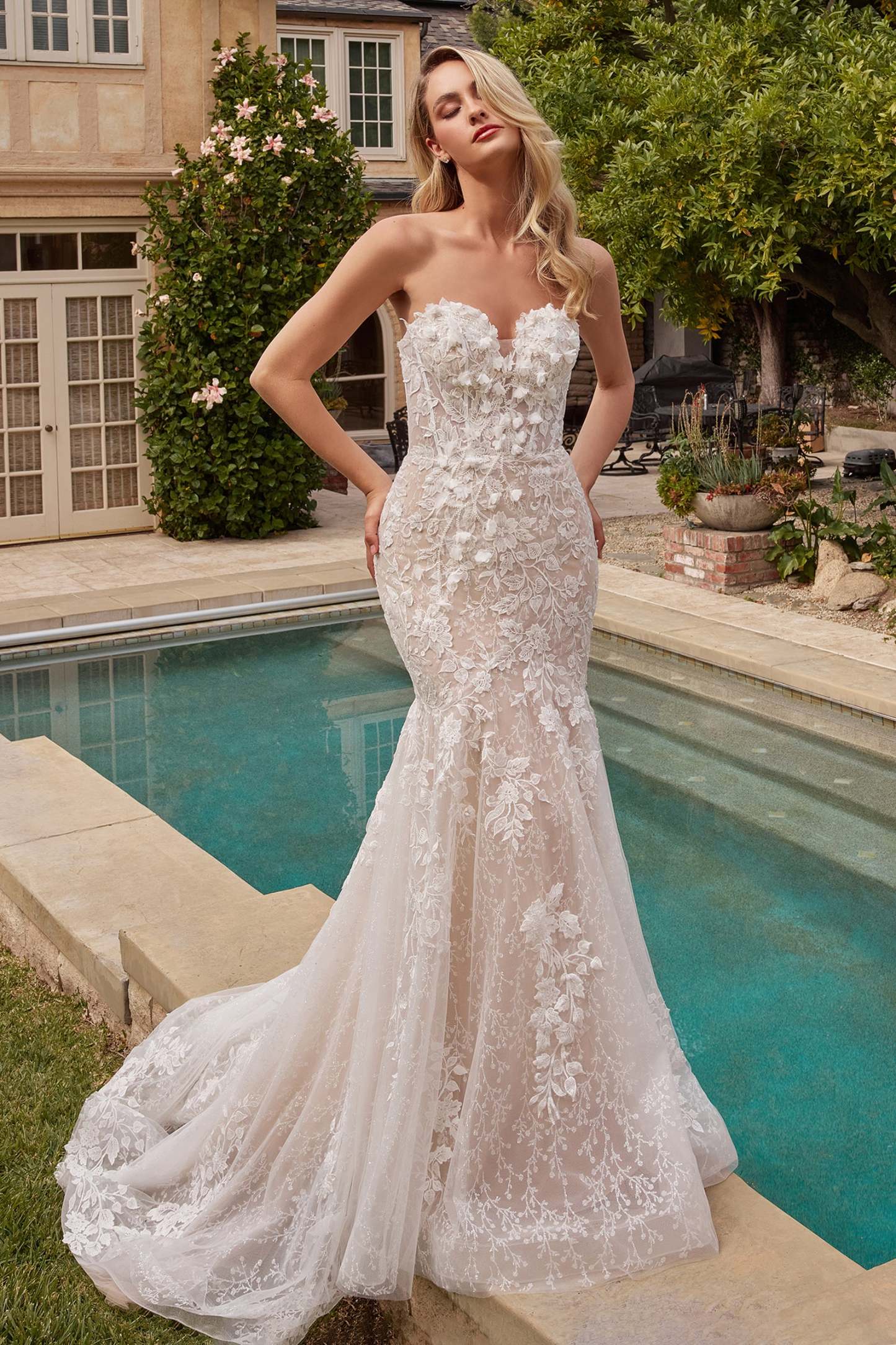 Elegant Mermaid Strapless Floral Applique Lace Wedding Gown #CDS431W