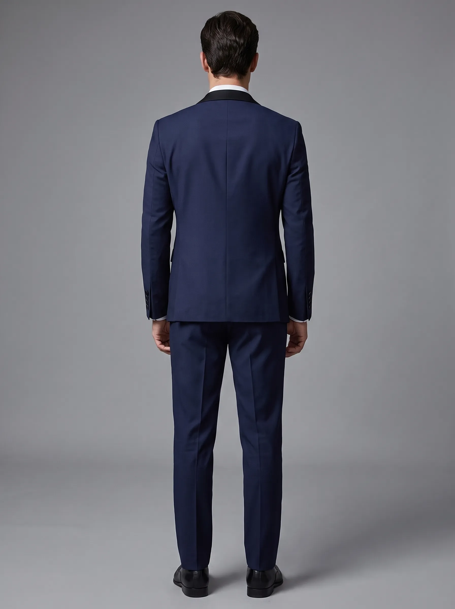 Royal Blue Slim Fit 3-Piece Peak Lapel Suit | Men's Prom & Wedding Tuxedo