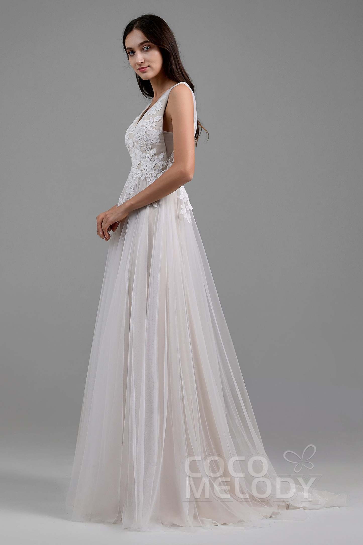 A-Line Sweep-Brush Train Tulle Wedding Dress