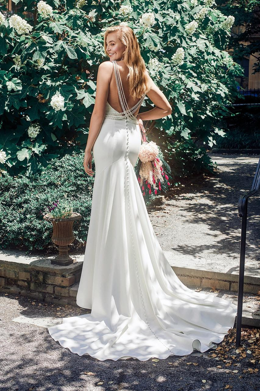 Allure Bridals MJ801