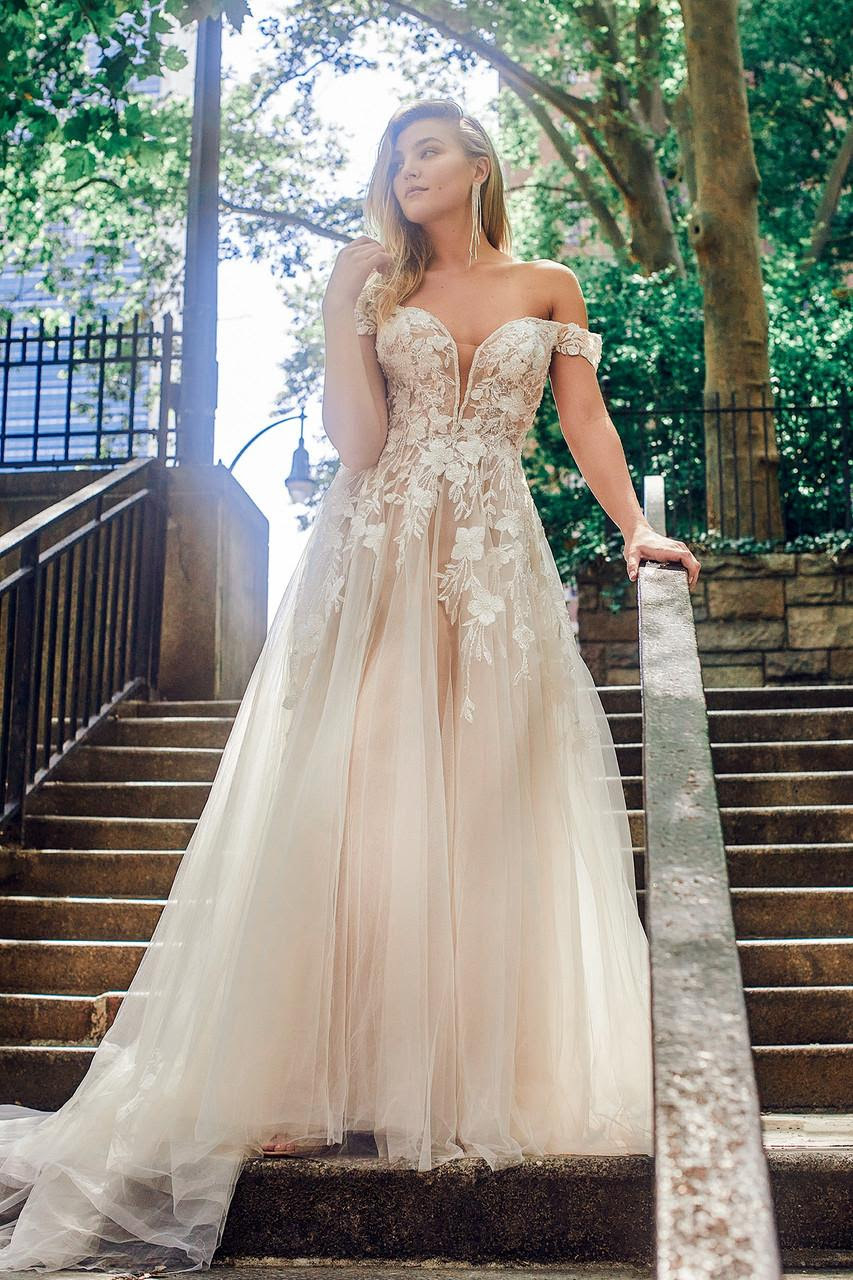 Allure Bridals MJ809