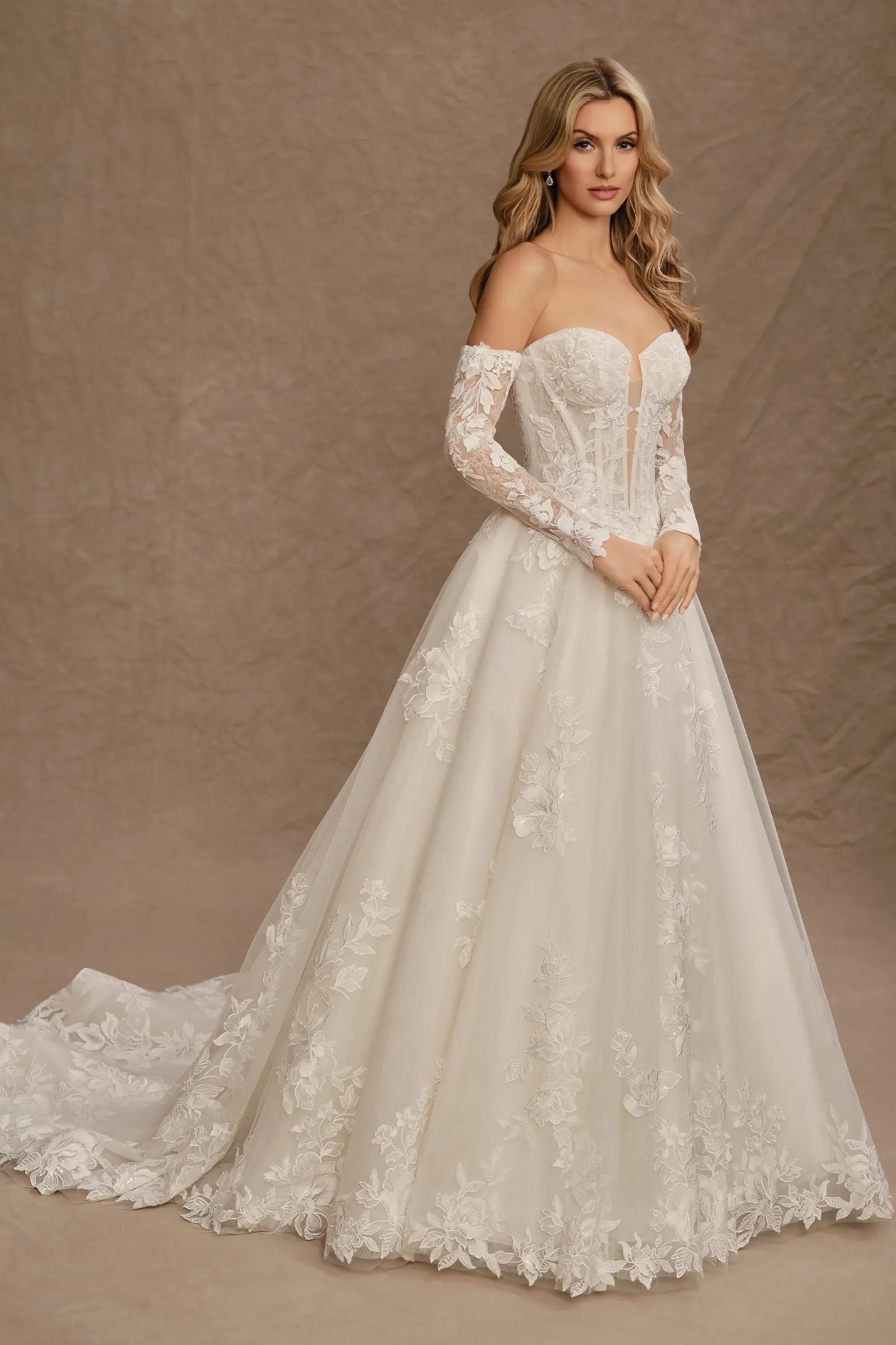 Ball Gown Sweetheart Sequin Lace Appliques Long Sleeves Wedding Dress #MT4024