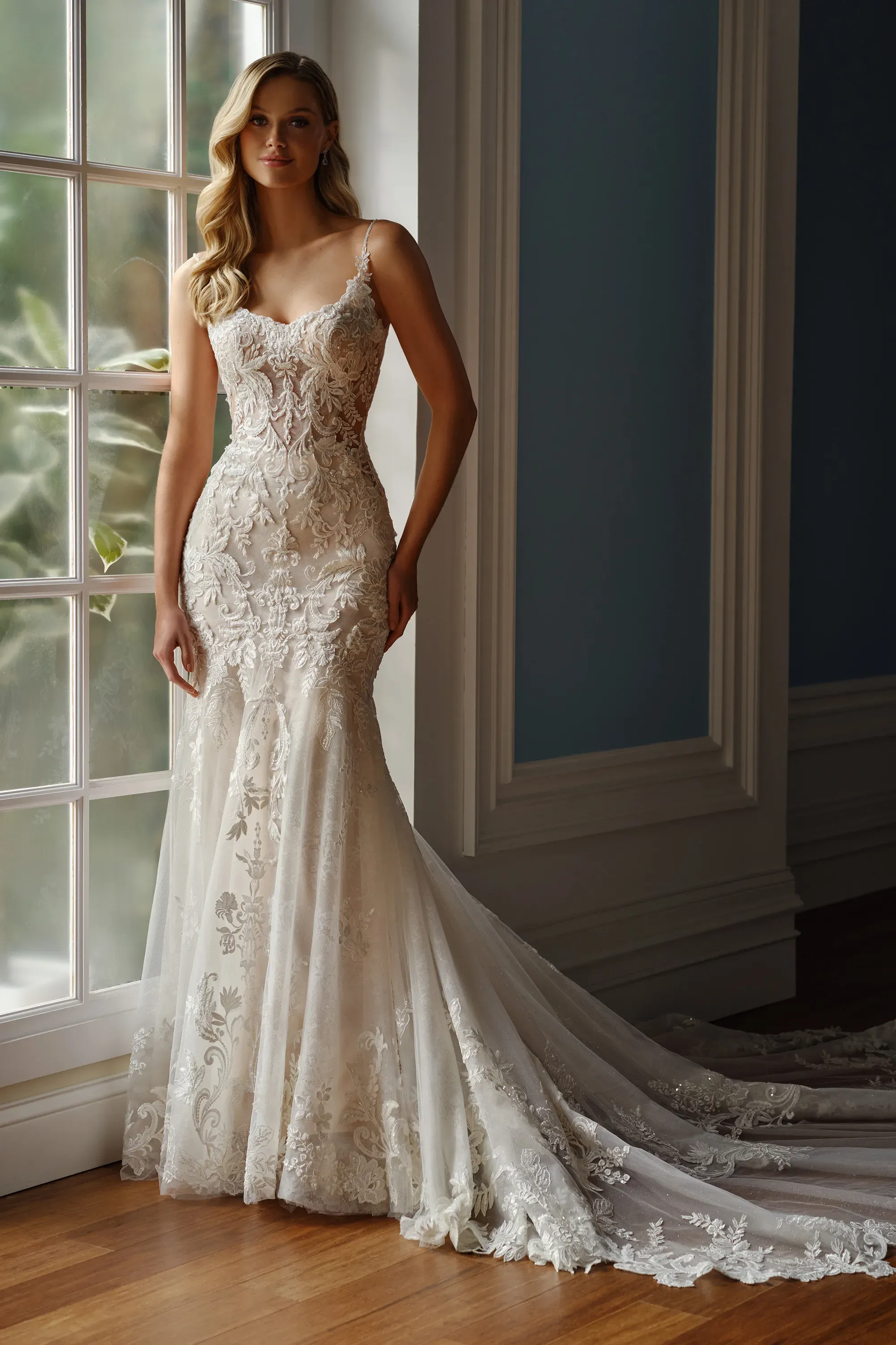 Mermaid Scoop Lace Appliques Beading Wedding Dress #MT6024
