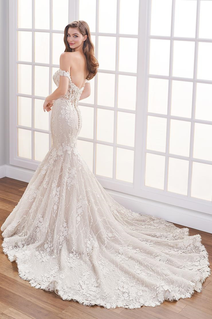 MARTIN THORNBURG MTL12251 Flattering Fit and Flare Sweetheart Lace Wedding Dress