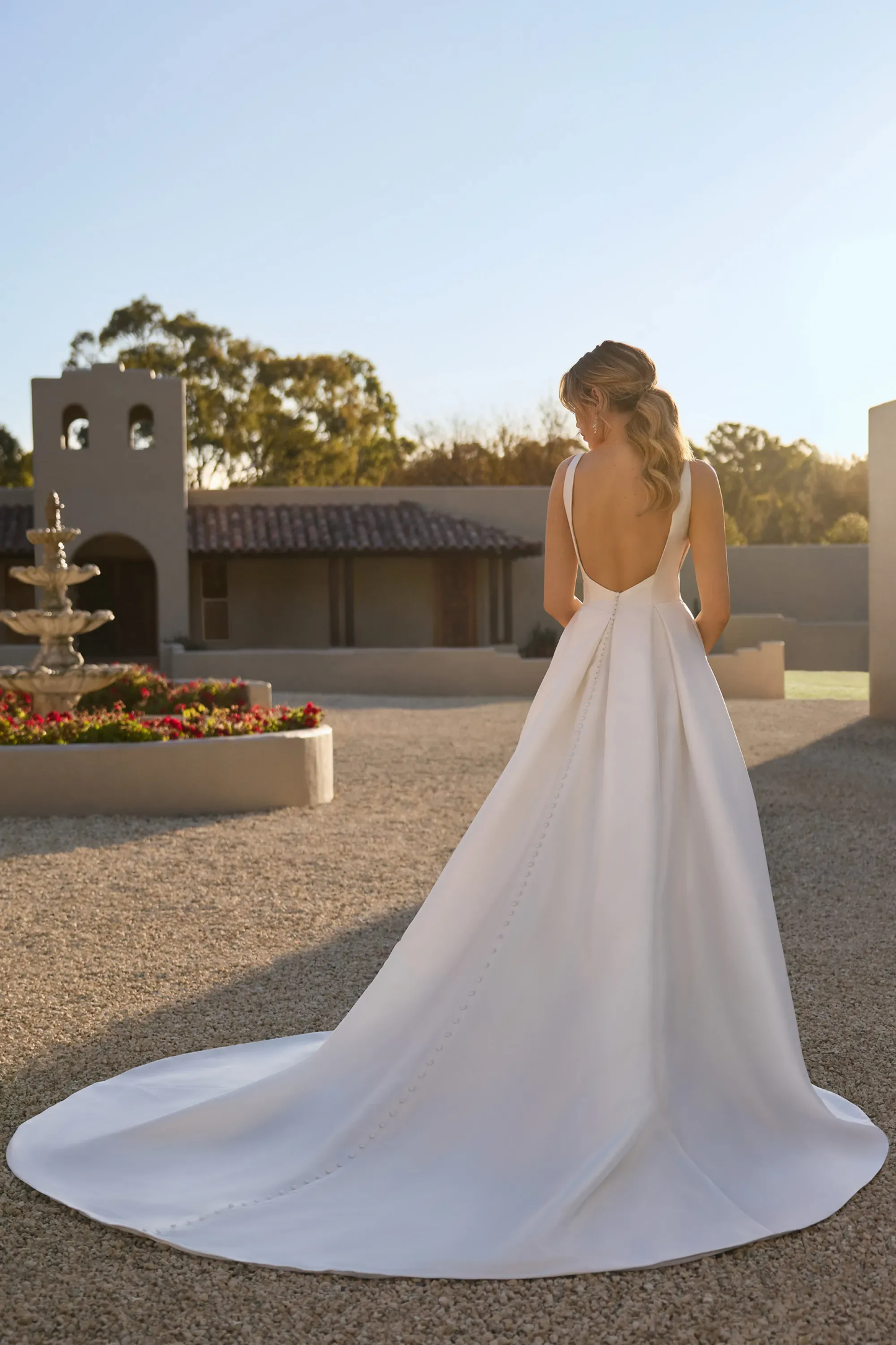 Sexy Low Back A-Line Wedding Dress
