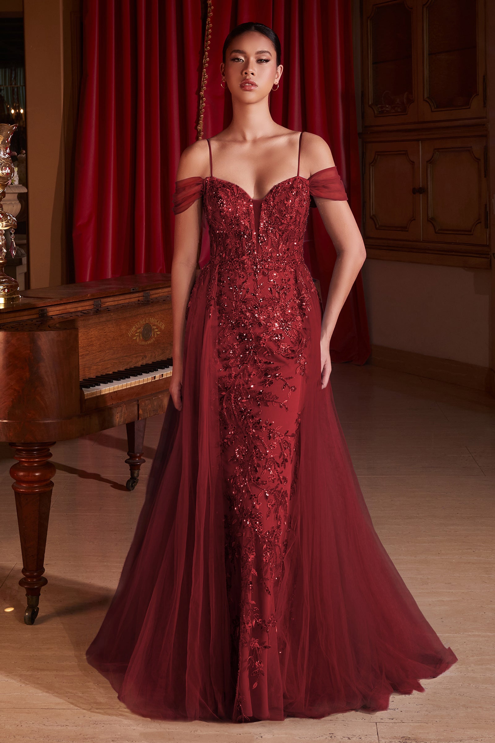 Elegance Fitted Off-The-Shoulder Layered Tulle Straps Lace Gown #SF009