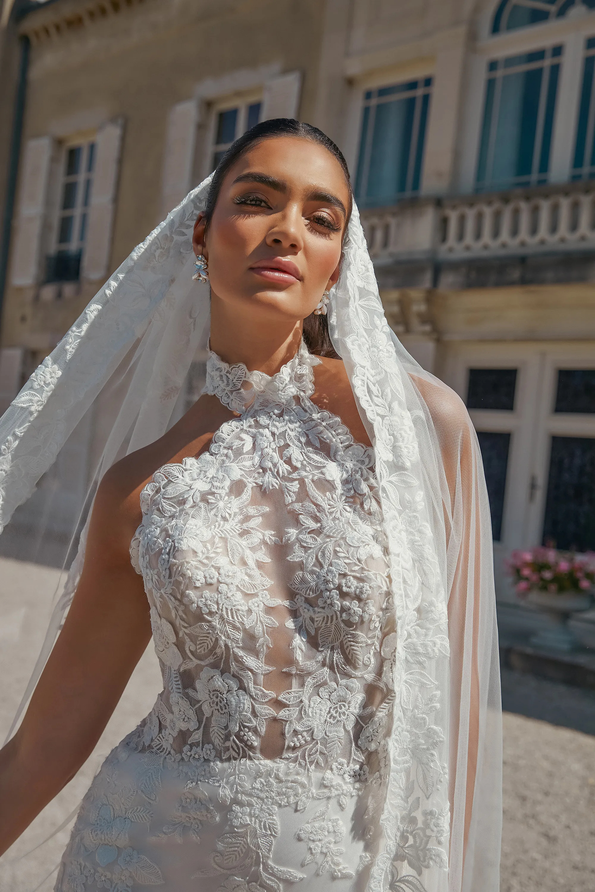 Fit and Flare Plunging Halter Sequins Lace Chapel Train Wedding Dress 44467