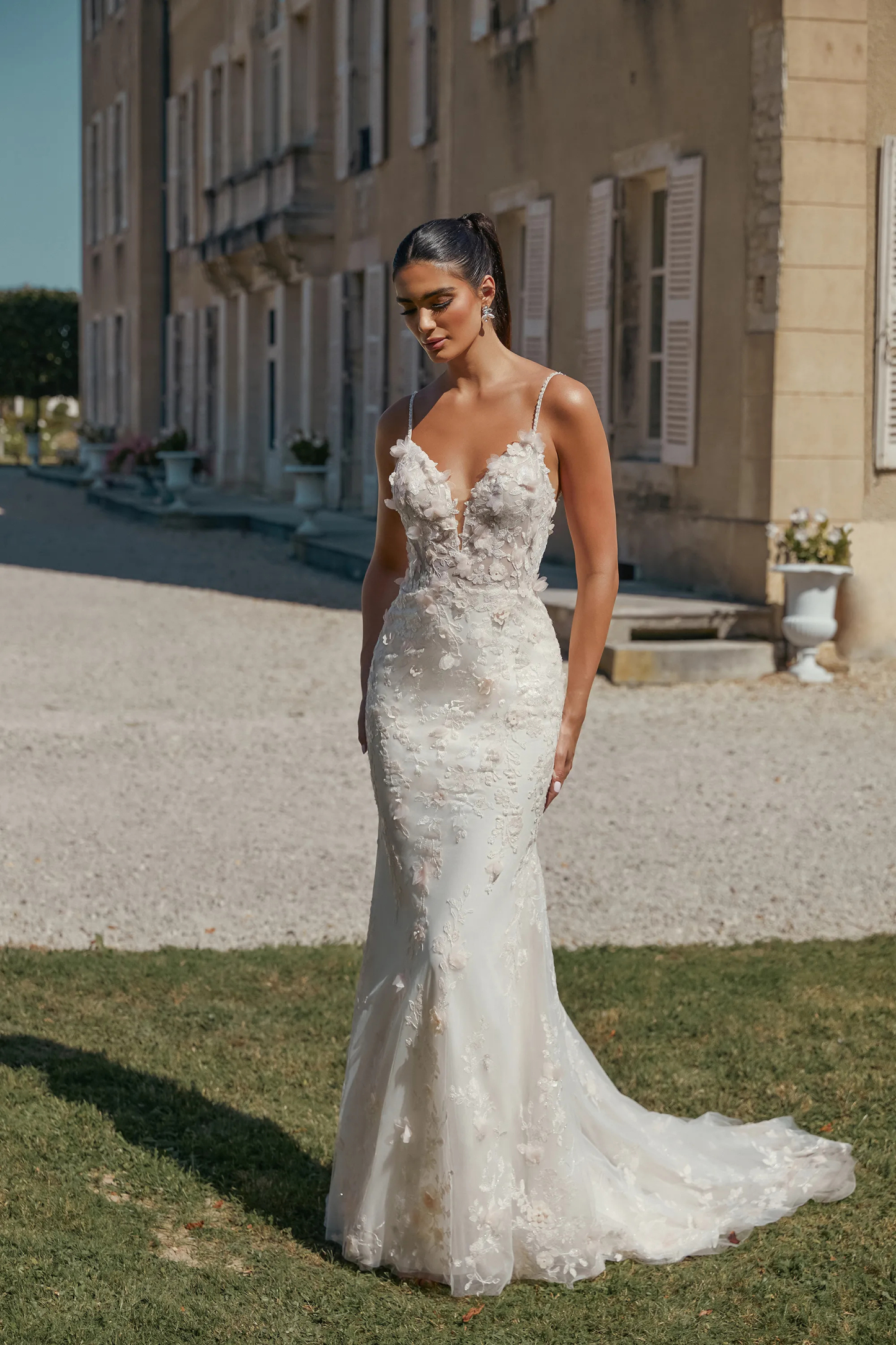Fit and Flare Bikini 3D Petals Sequins Lace Embellished Wedding Dress 