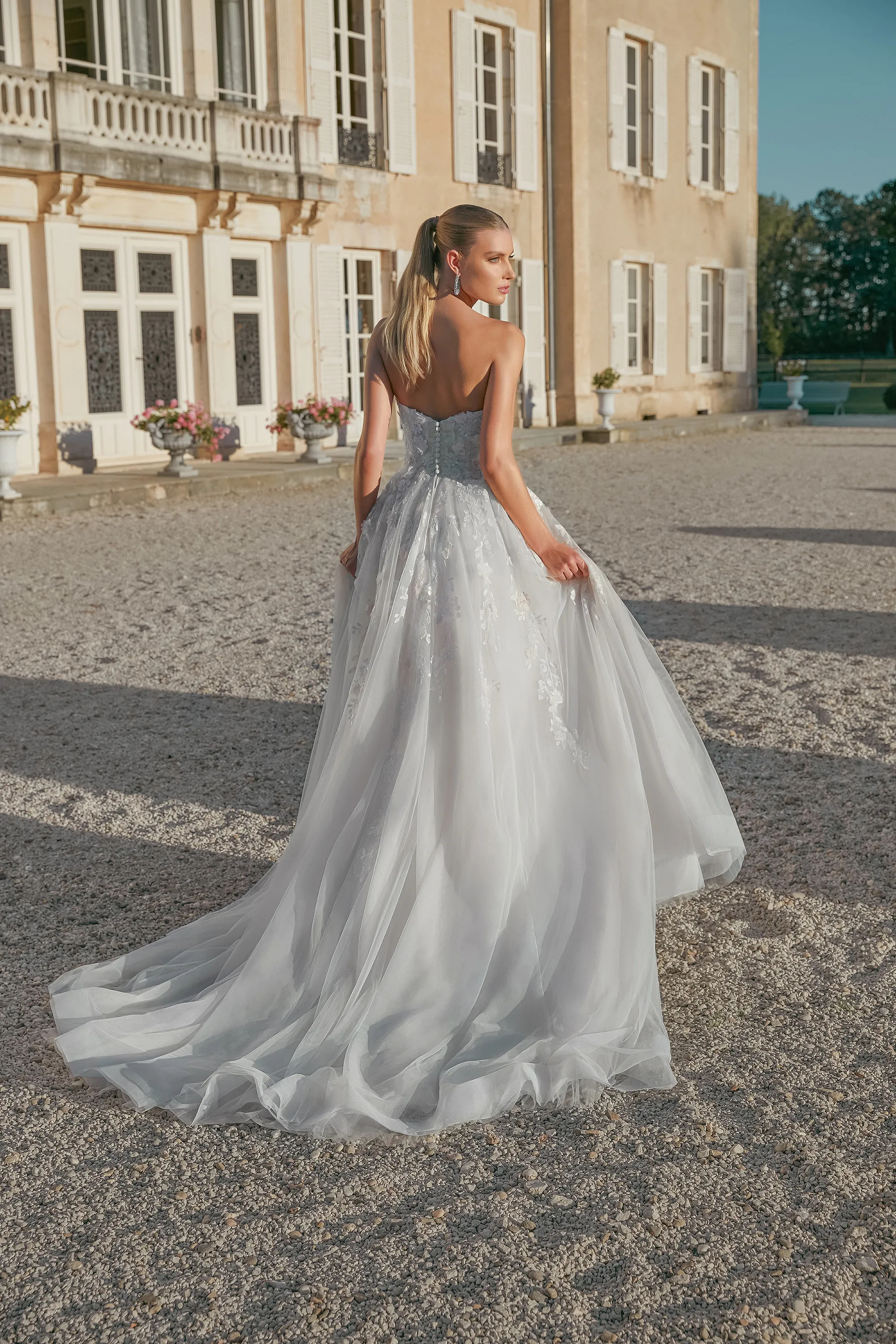 Graceful A-Line Strapless 3D Petals Sequins Lace Wedding Dress 44472
