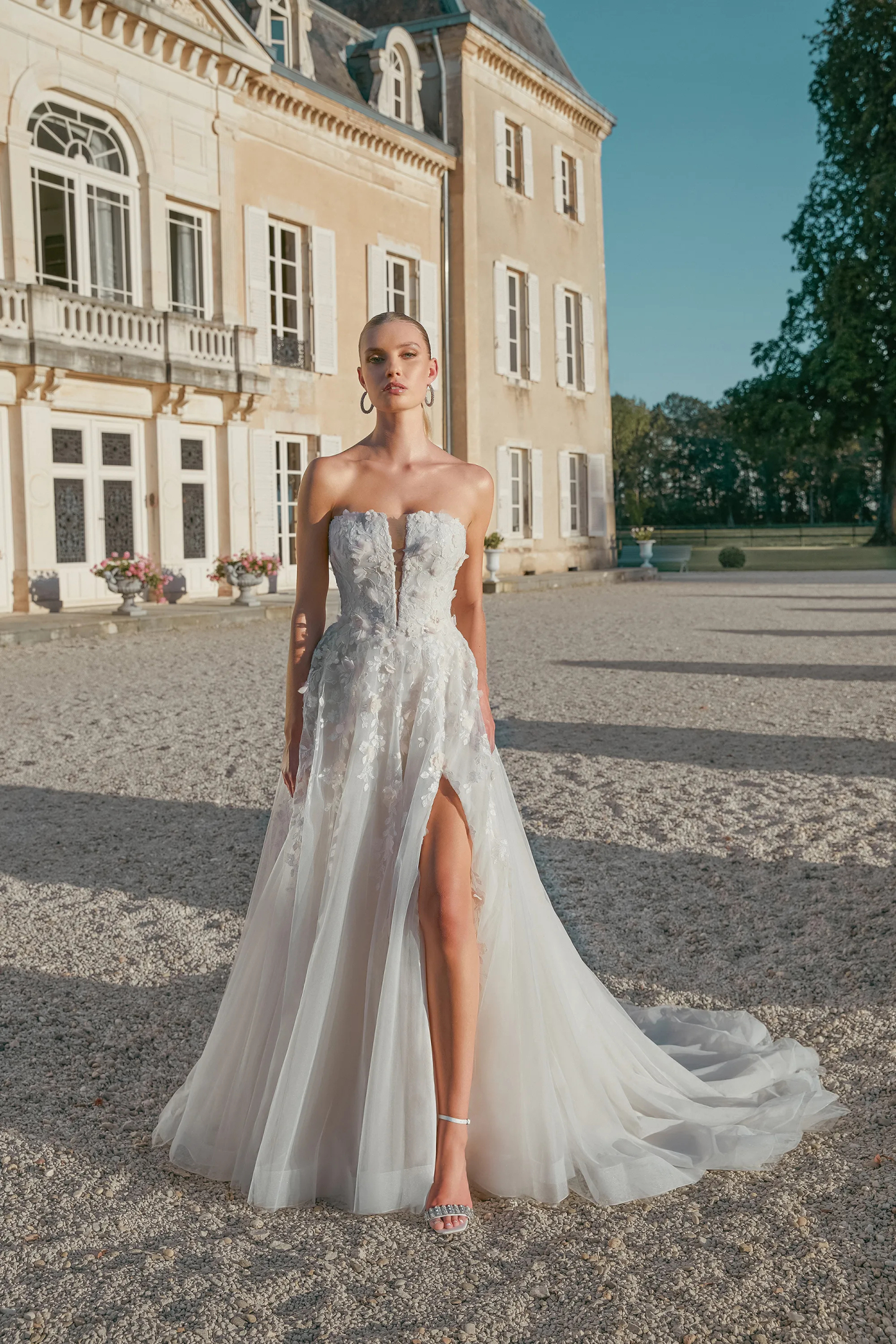 Graceful A-Line Strapless 3D Petals Sequins Lace Wedding Dress 44472