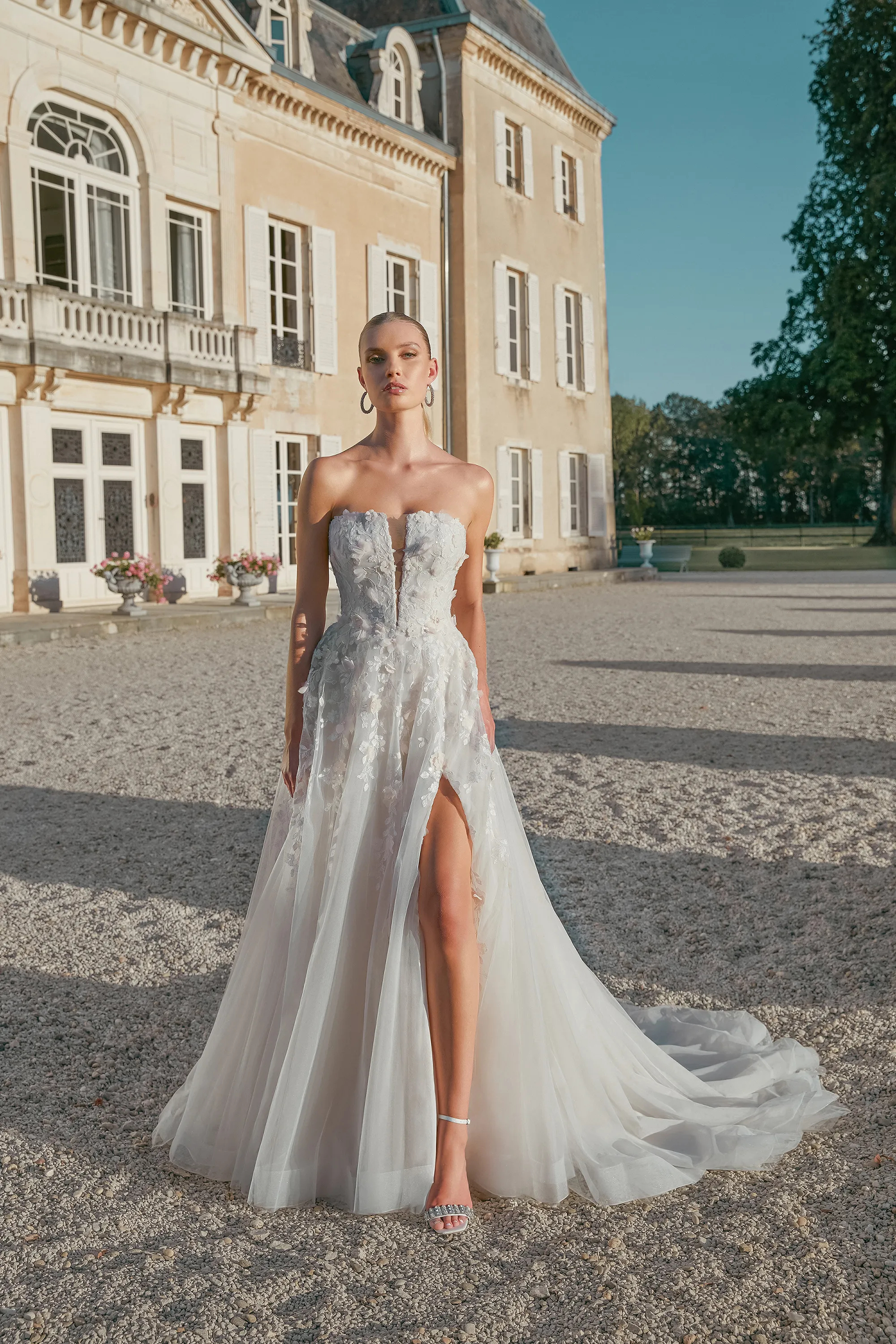 Graceful A-Line Strapless 3D Petals Sequins Lace Wedding Dress 44472