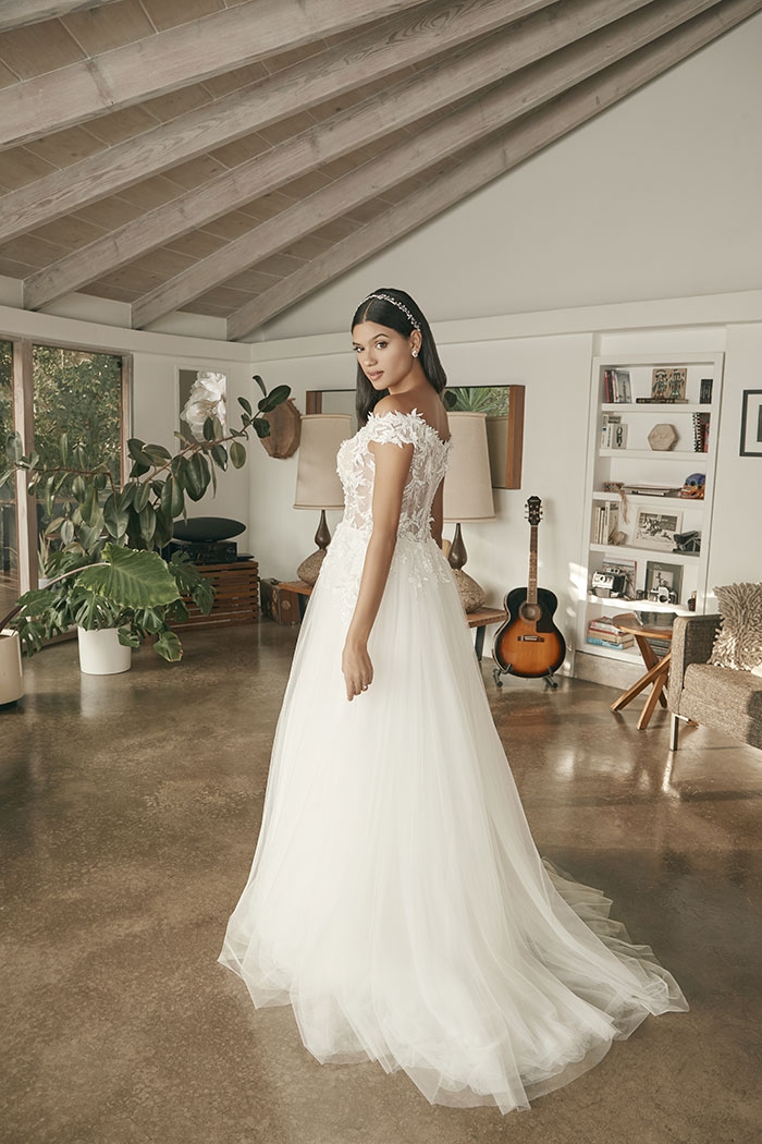 A-Line Plunging Neckline Wedding Dress With Vine Lace Appliques #BL387