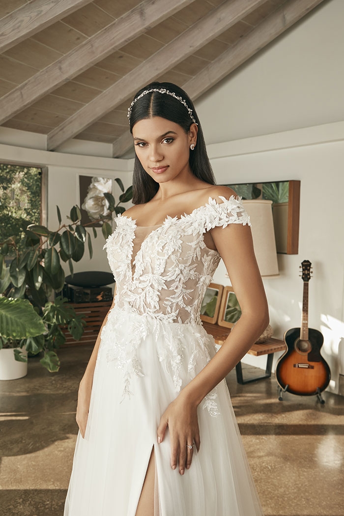 A-Line Plunging Neckline Wedding Dress With Vine Lace Appliques #BL387