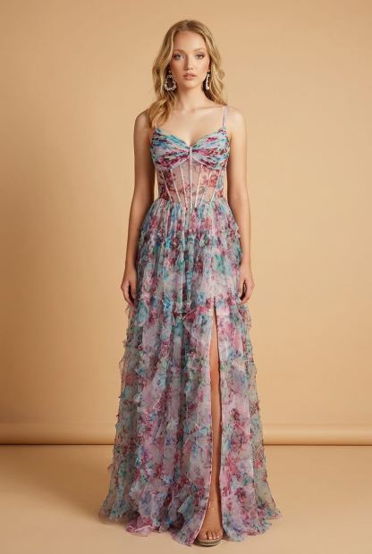 [Copy]couture lee #3741 #floor-length evening gown featuring a plunging V-neckline