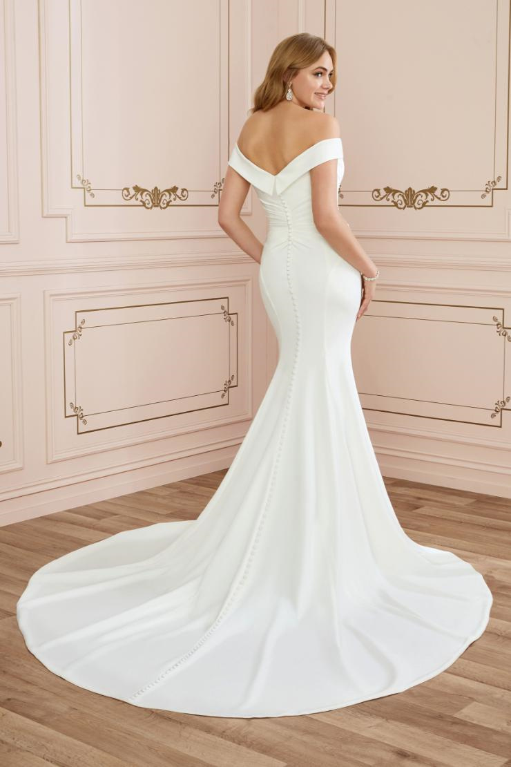 Glamorous Crepe Fit And Flare Wedding Gown #Y22045