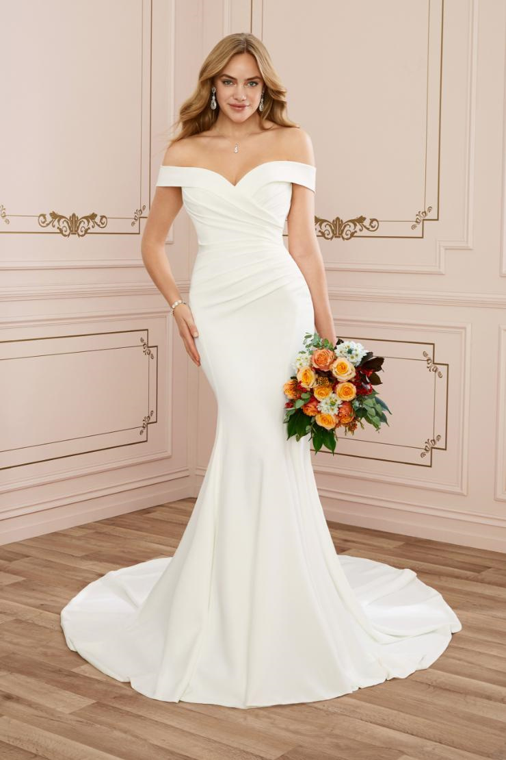Glamorous Crepe Fit And Flare Wedding Gown #Y22045