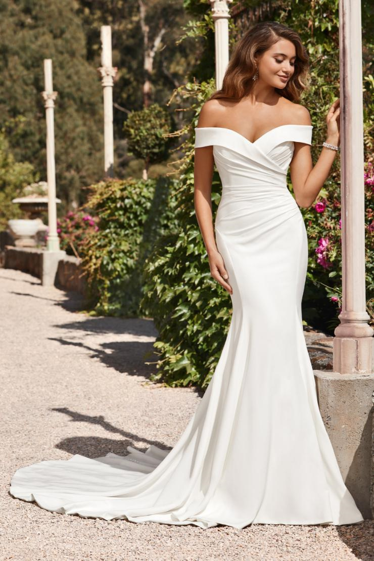 Glamorous Crepe Fit And Flare Wedding Gown #Y22045