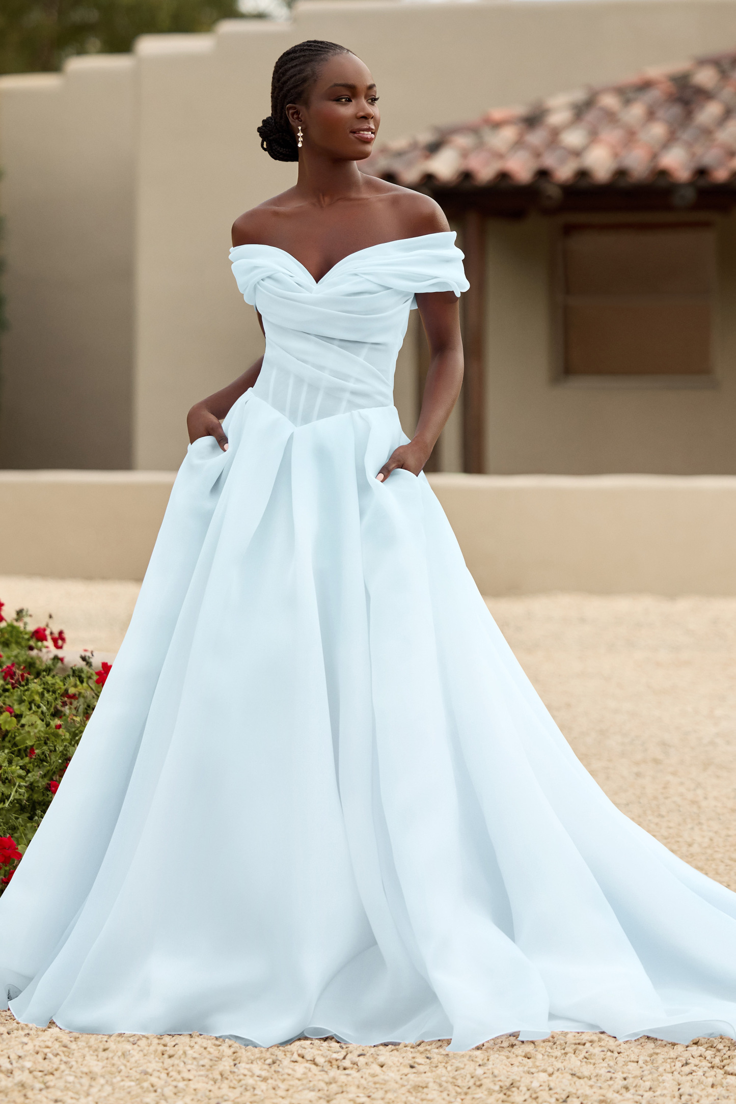 Fairytale Wedding Dress with Off-Shoulder Straps | Style Y3145