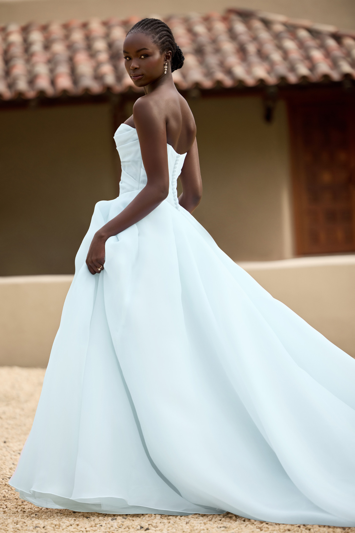 Fairytale Wedding Dress with Off-Shoulder Straps | Style Y3145