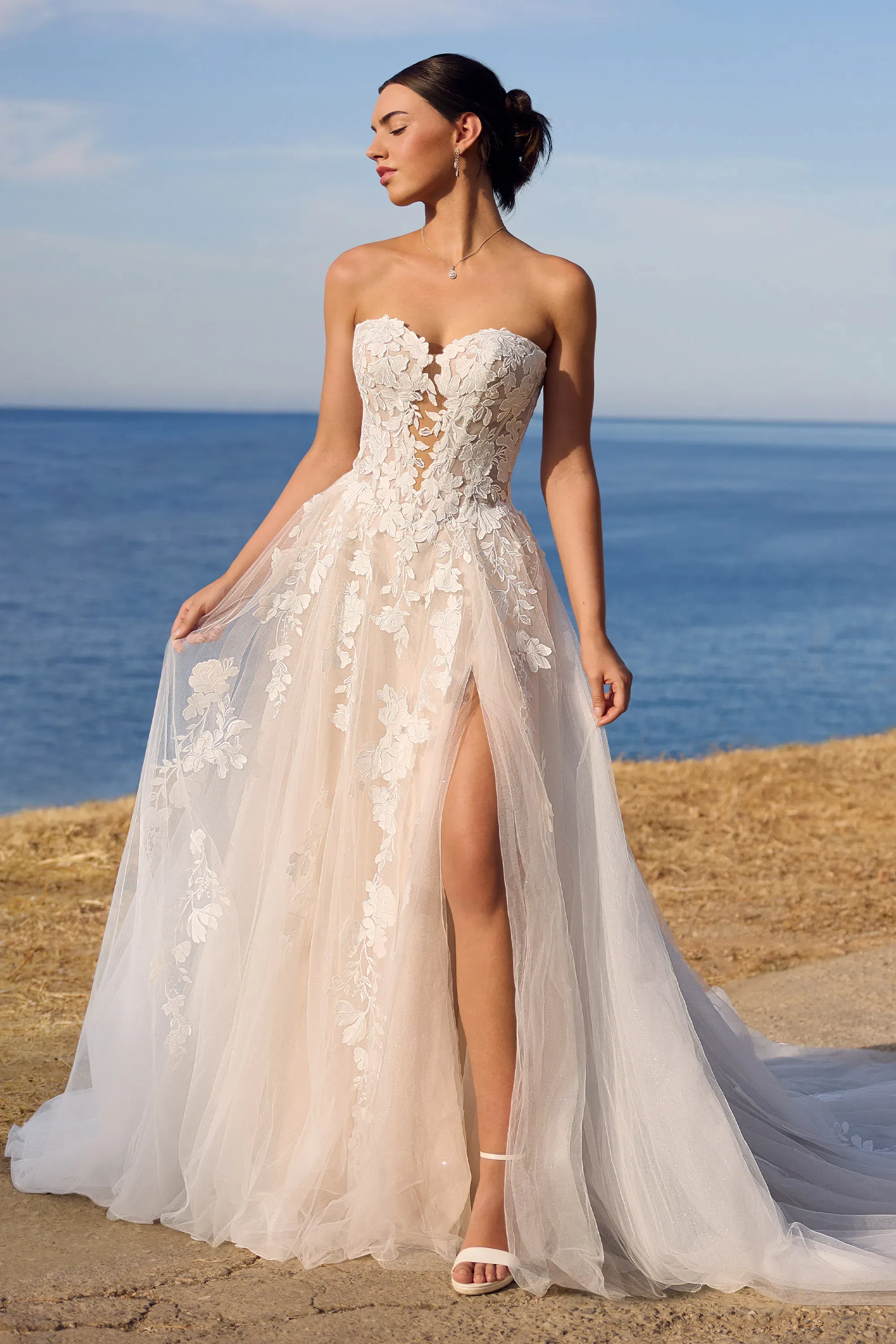 Sweetheart Lace Wedding Dress with Gloves #Sophia Tolli Y3190