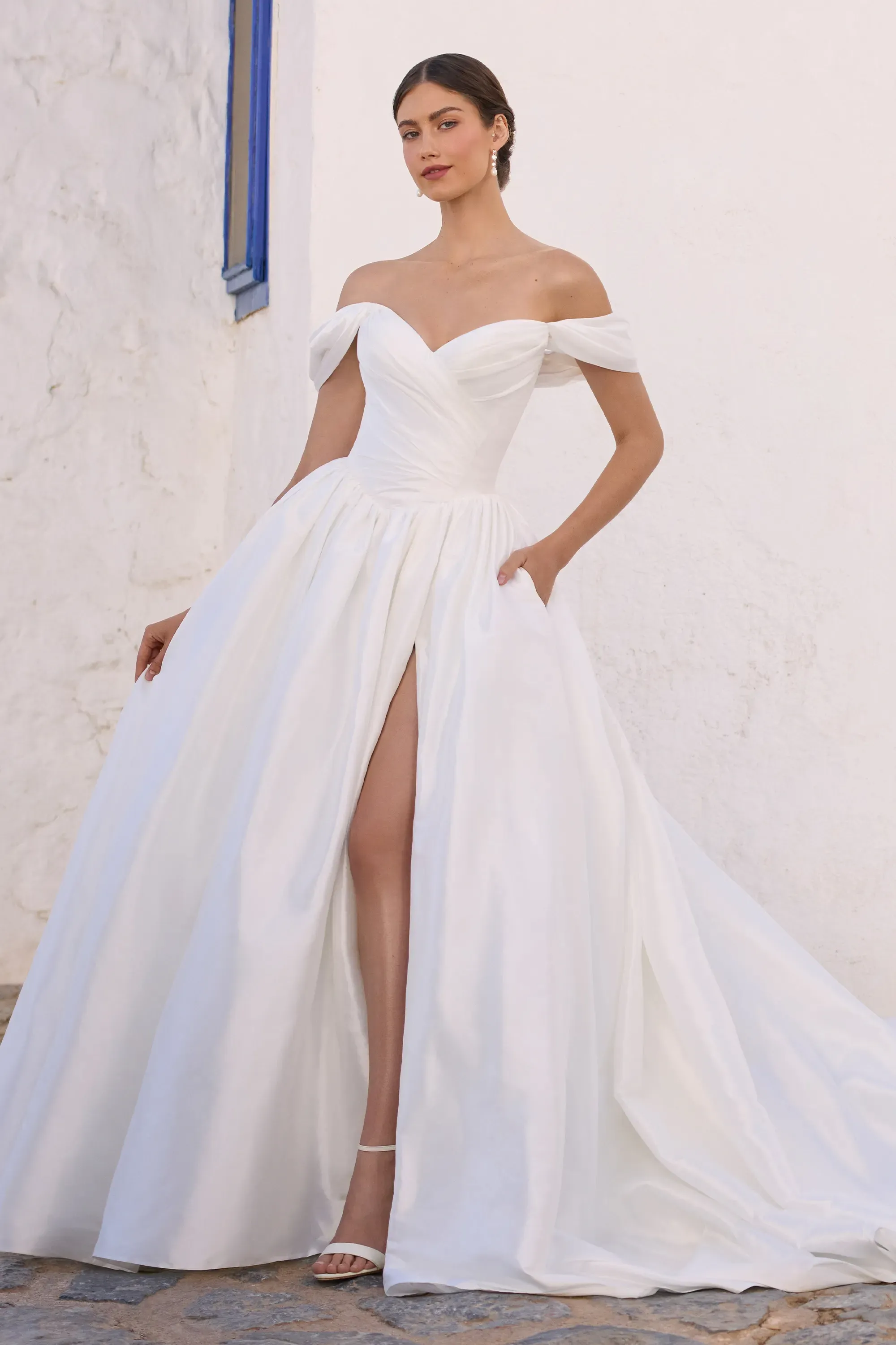 Sexy Sweetheart Off The Shoulder Skirt Split Taffeta Bridal Gown #Sophia Tolli Y3191