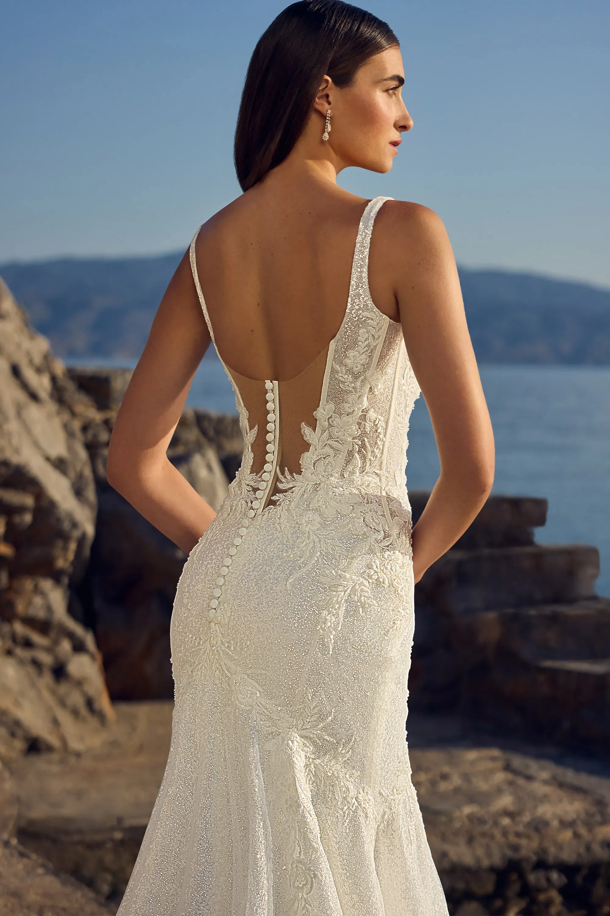 Glamorous Wedding Dress with Dramatic Lace Train #Sophia Tolli Y3196