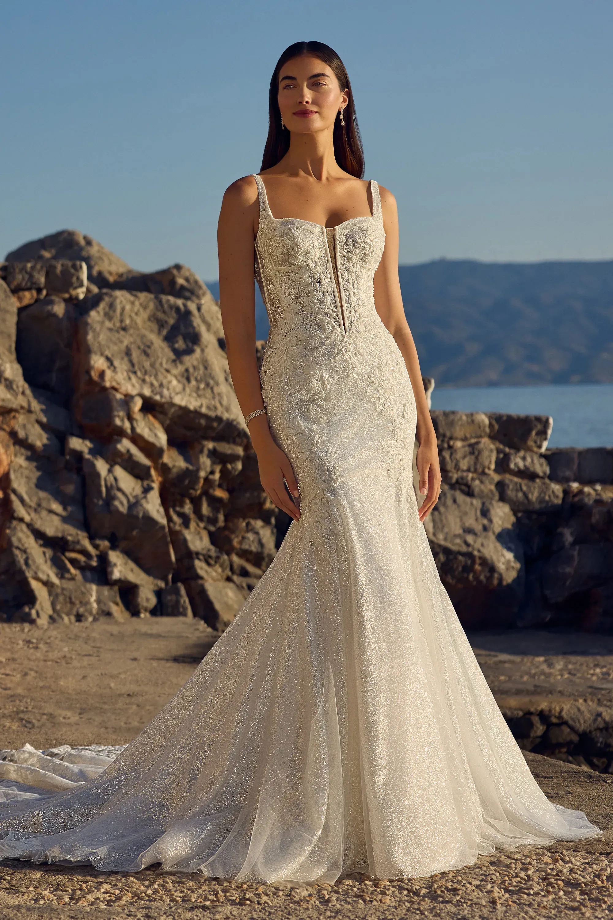 Glamorous Wedding Dress with Dramatic Lace Train #Sophia Tolli Y3196