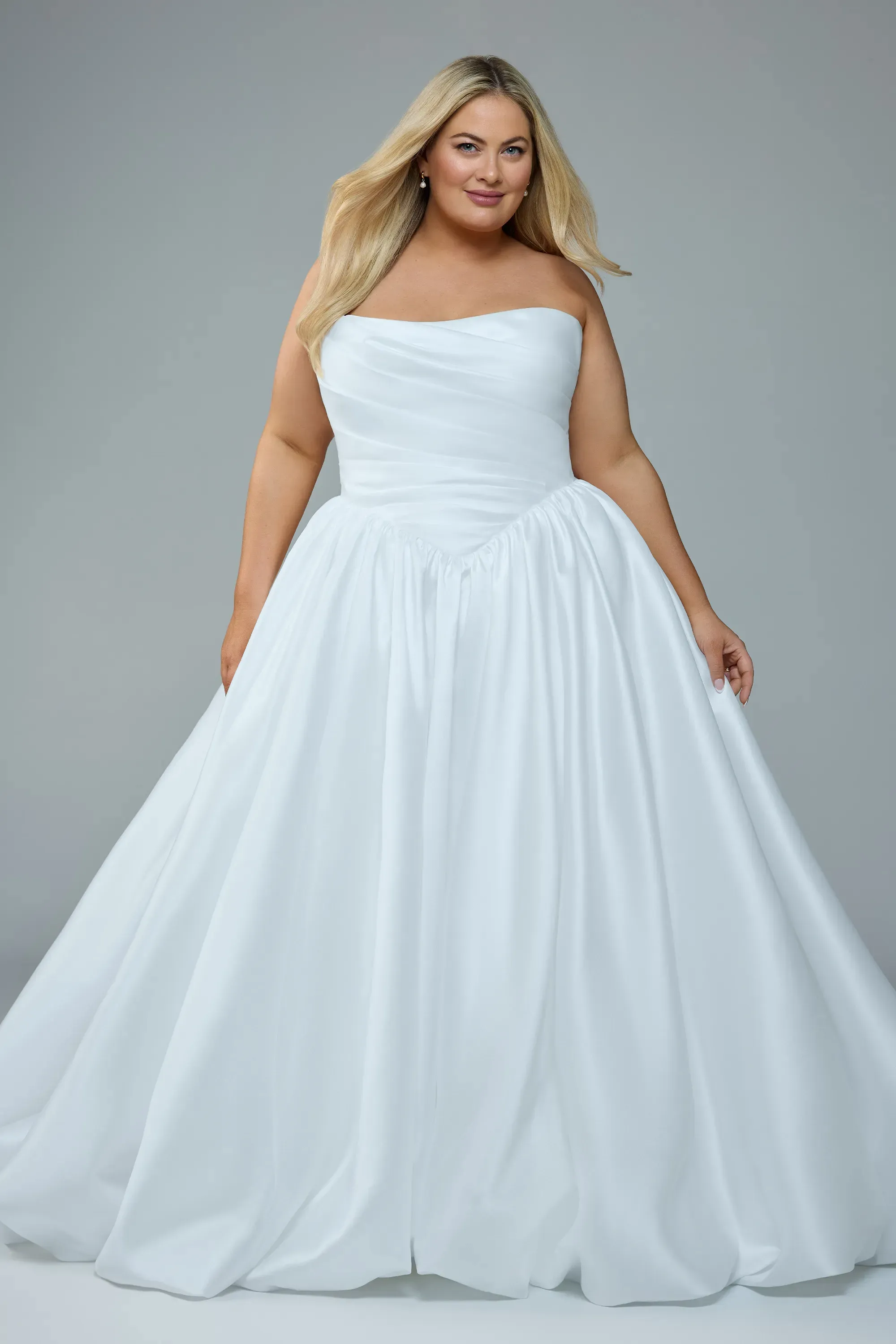 Strapless Ballgown Wedding Dress with Bubble Hem #Sophia Tolli Y3225