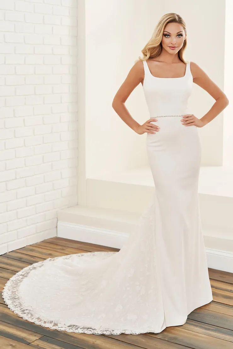 Sultry Mermaid Square Trailing Florals Wedding Dress #E506