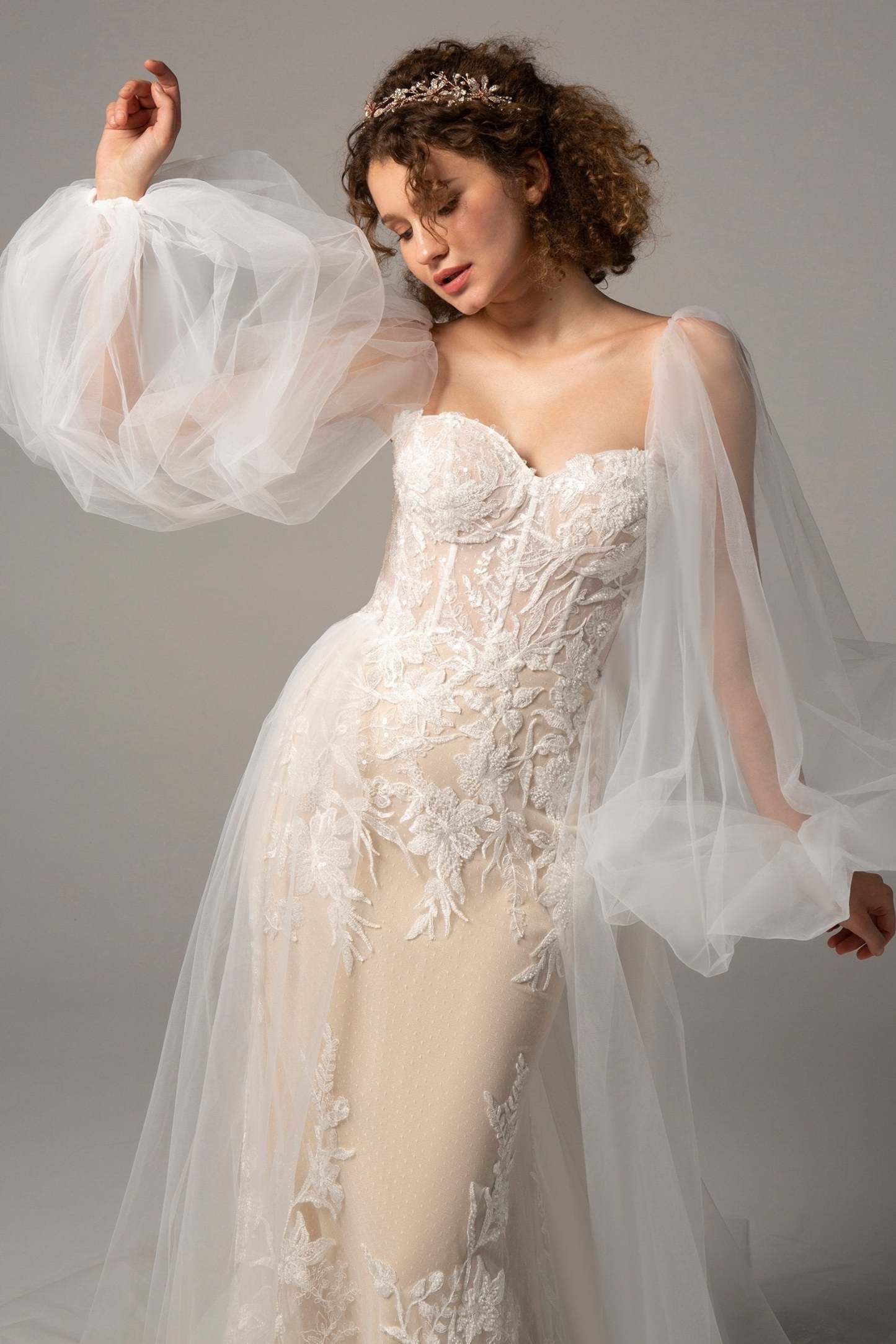 Trumpet Court Train Tulle Knitted Wedding Dress