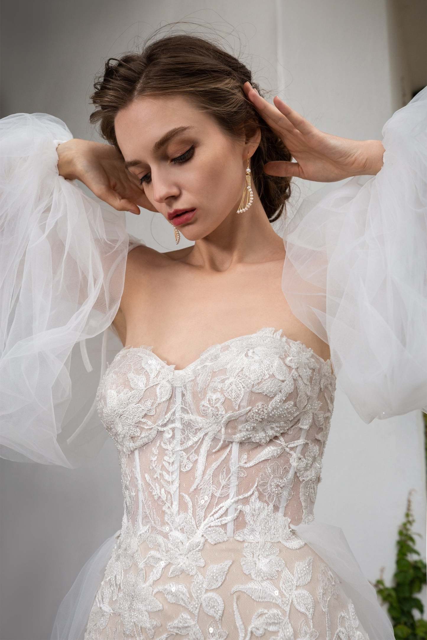 Trumpet Court Train Tulle Knitted Wedding Dress