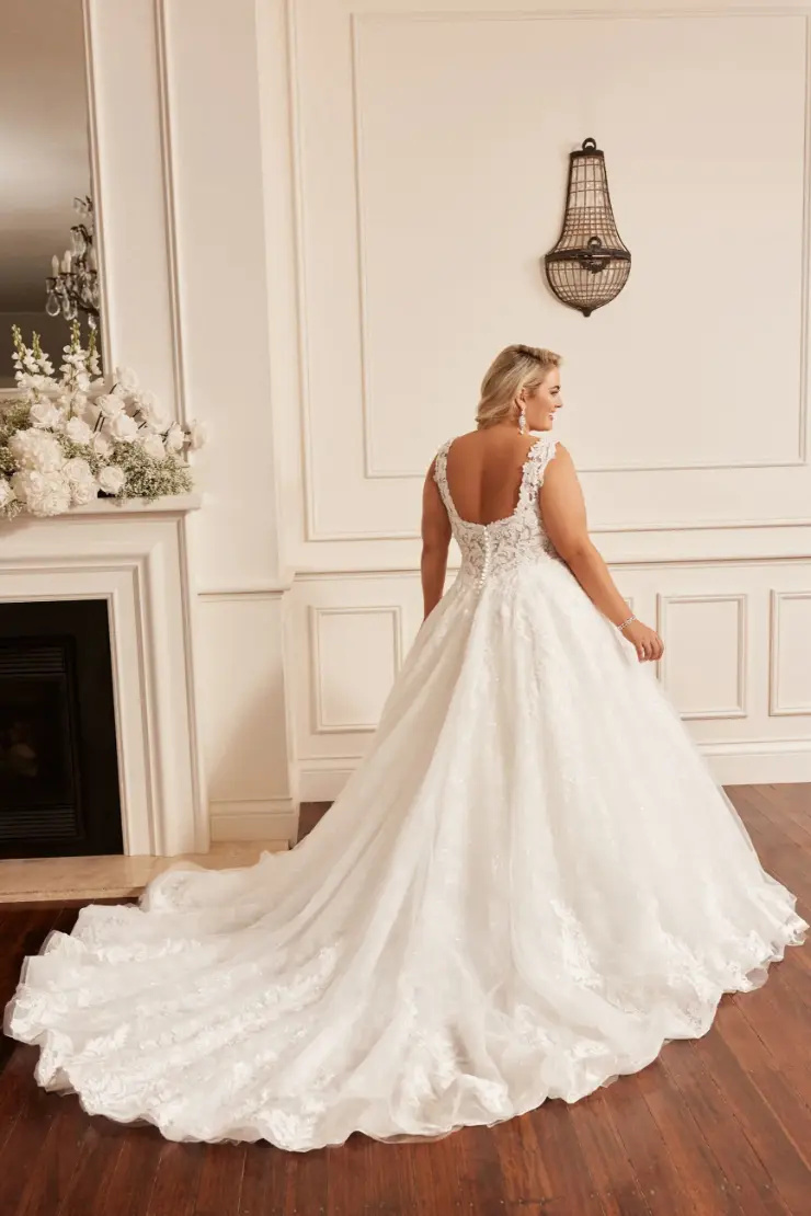Romantic Sweetheart-Neckline Lace Ballgown #ST2226