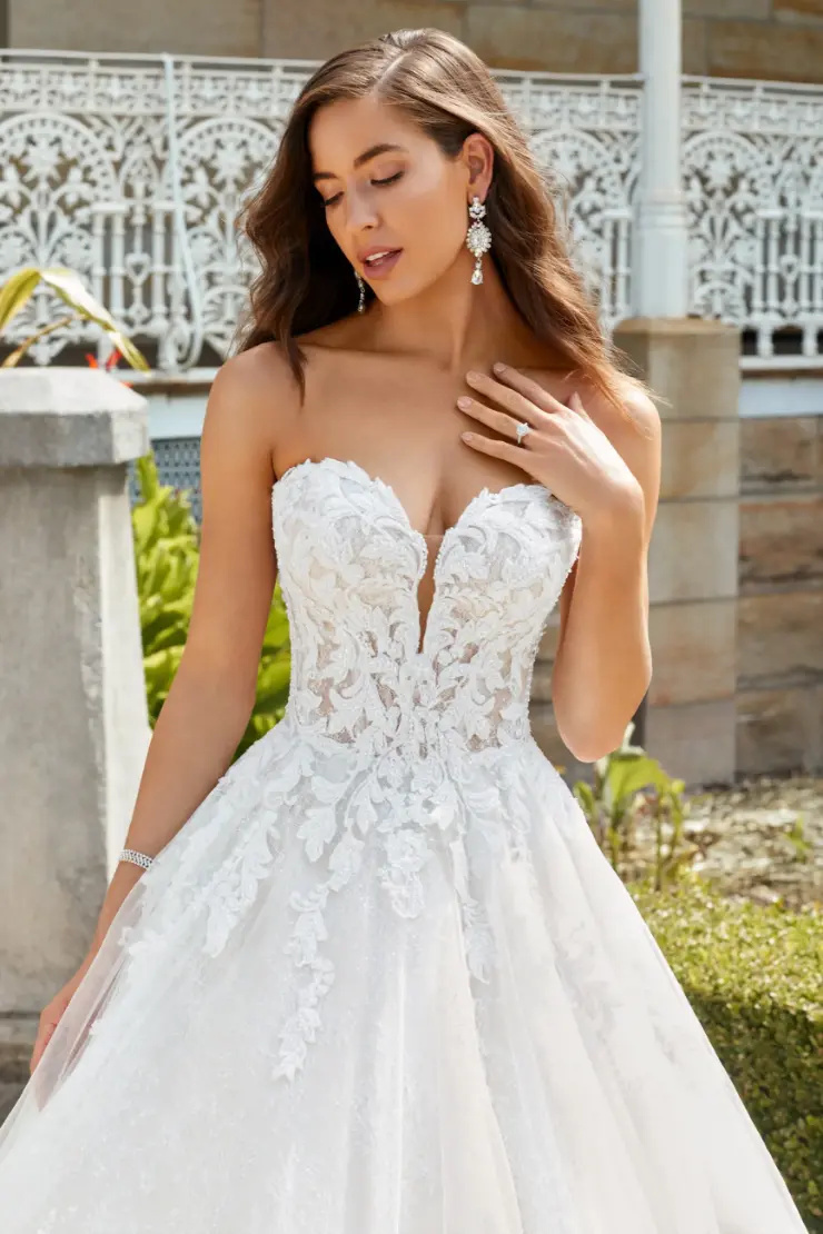Romantic Sweetheart-Neckline Lace Ballgown #ST2226