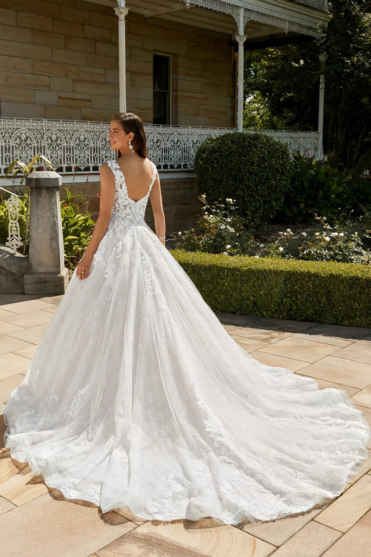 Romantic Sweetheart-Neckline Lace Ballgown #ST2226
