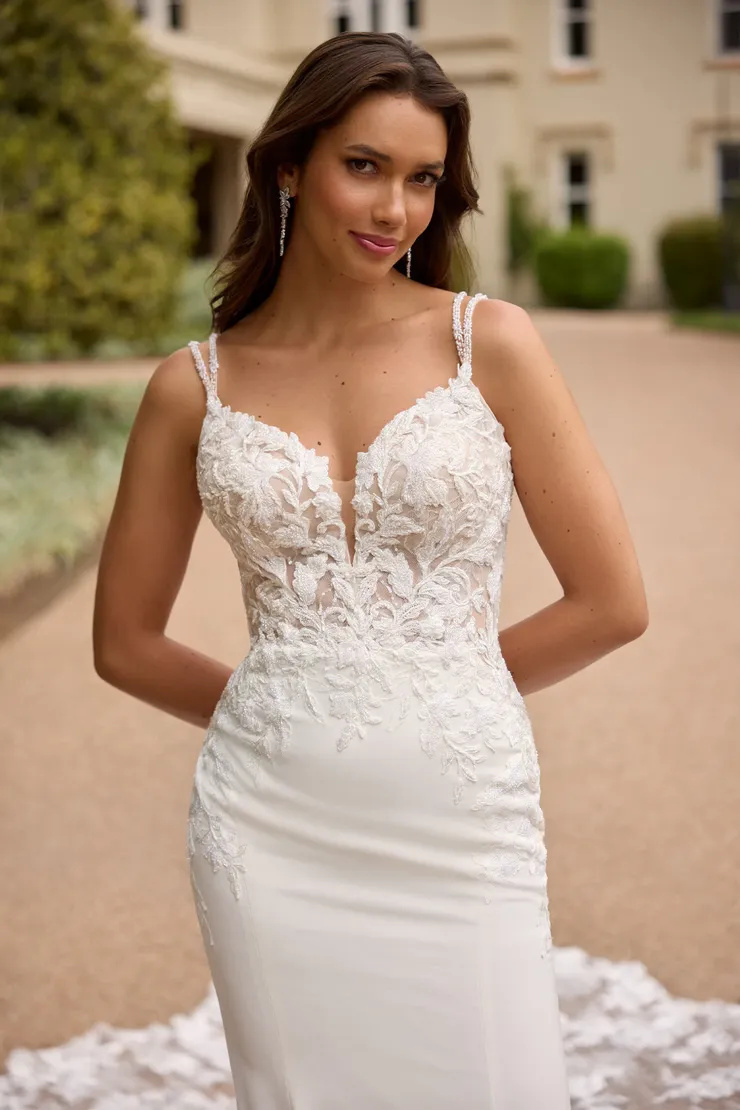 Luxe Wedding Dress With Jaw-Dropping Laser-Cut Train # ST620