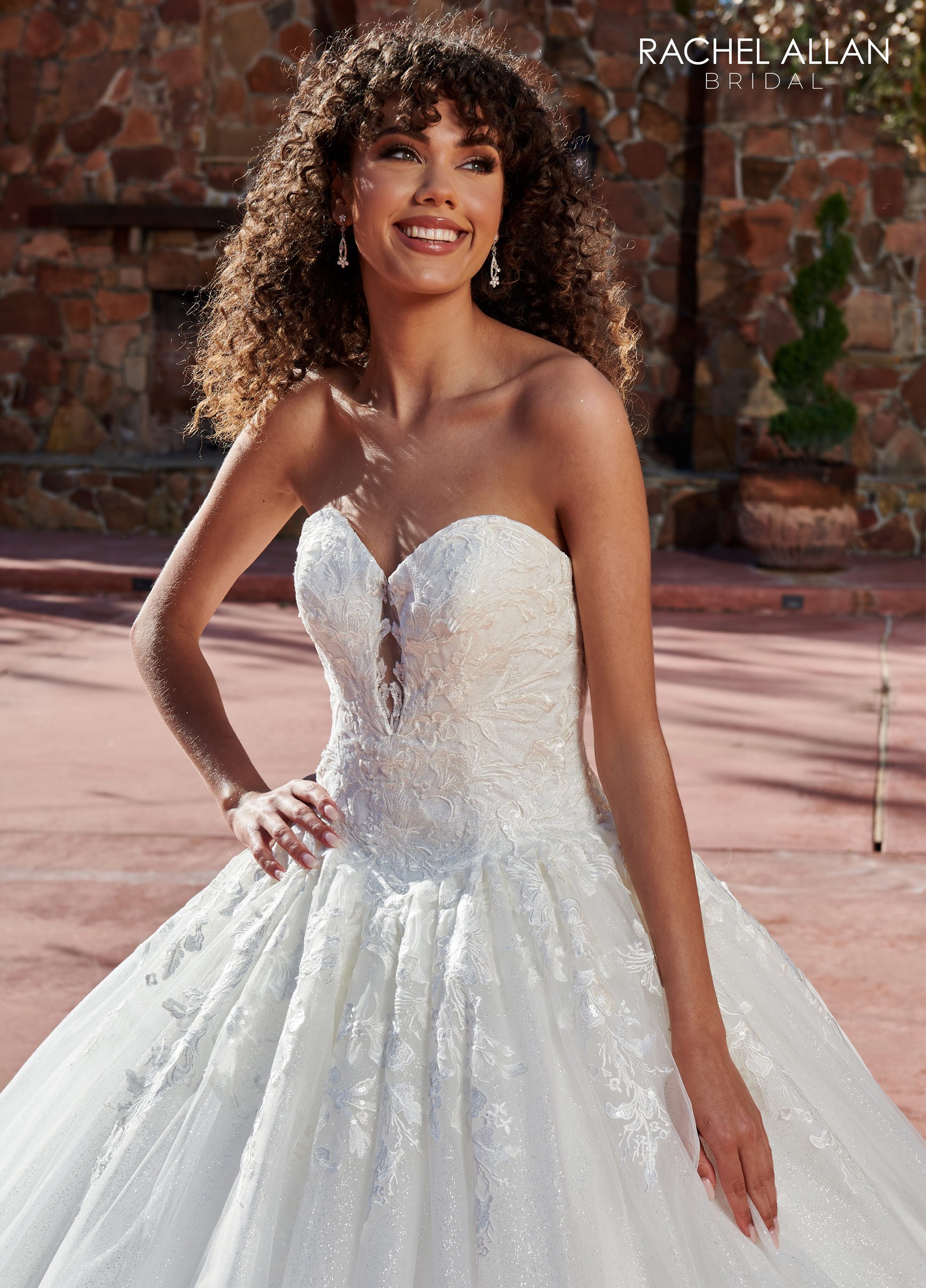 Ball Gown Off-The-Shoulder Straps Strapless Sweetheart Glitter Tulle Wedding Dress RB6123