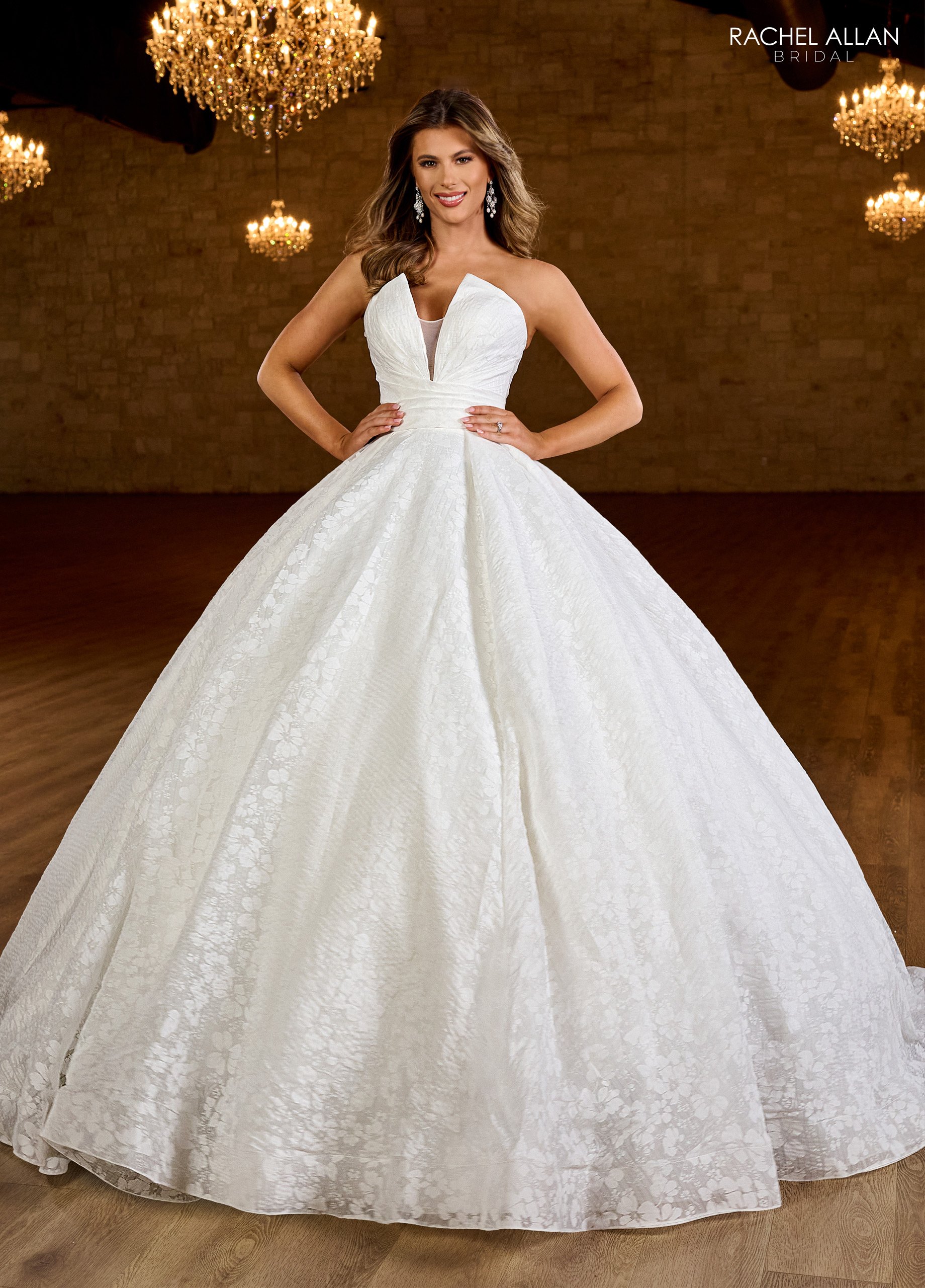 Luxurious Ball Gown Strapless Cinched Waist Print Organza Wedding Dress RB6150
