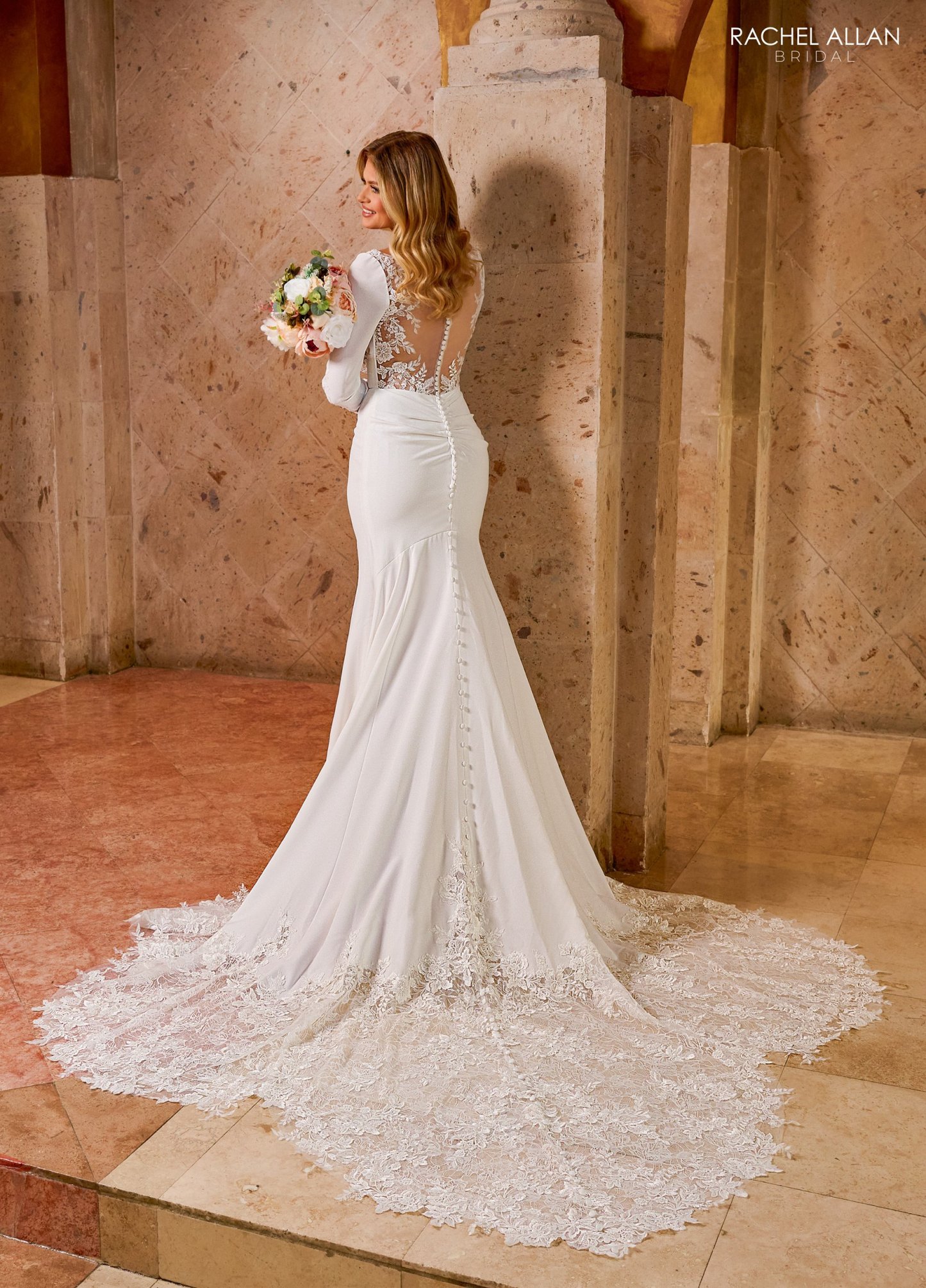 Elegance Crepe Mermaid Bateau Lace Appliques Long Sleeves Wedding Dress RB3206