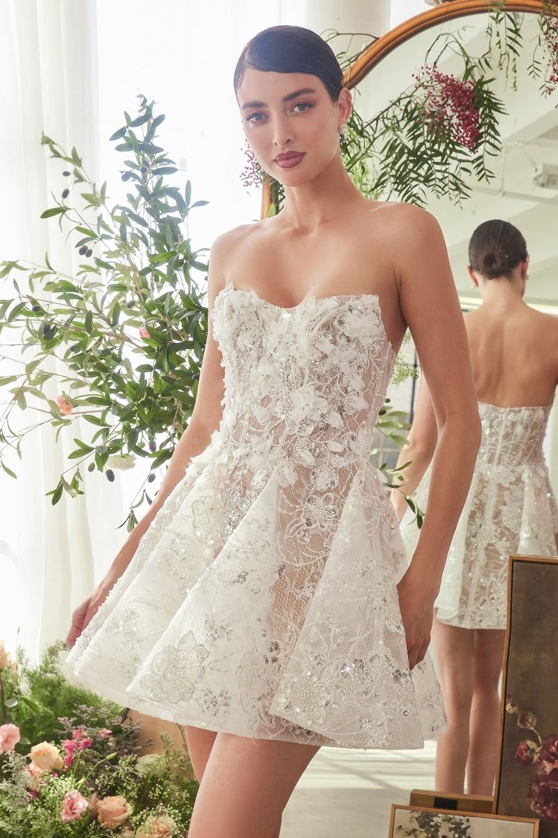 A-Line Strapless Scoop Mini Bridal Dress With Floral Appliques WL082