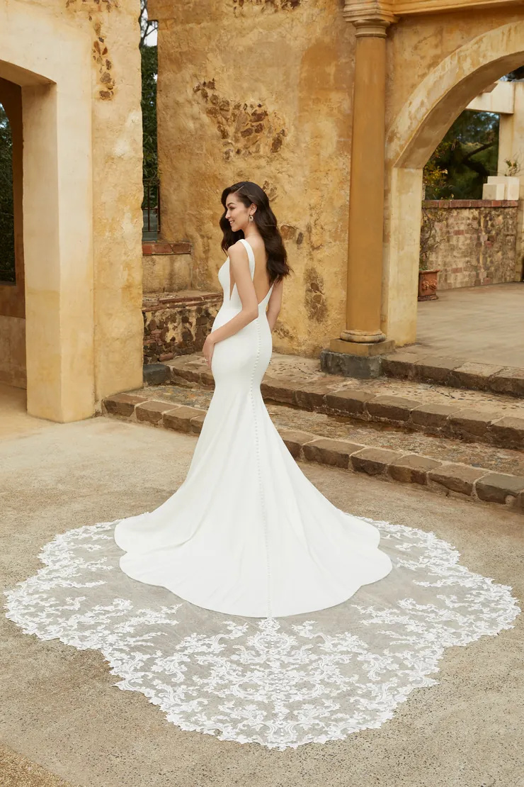 Simple Crepe Wedding Gown With V-Neckline #Y12234