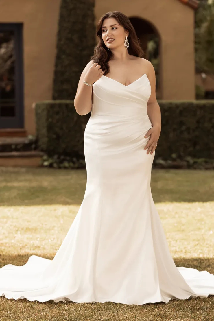 Mesmerizing Wedding Dress With Corset Back # Y3142