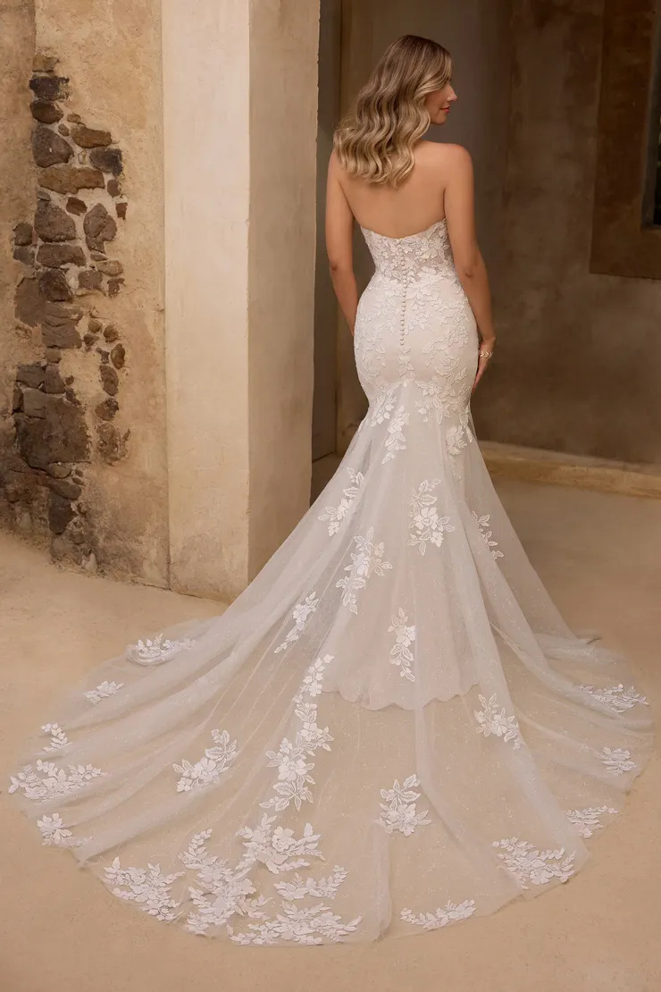 Sexy Fit And Flare Bridal Gown With Lace # Y3144