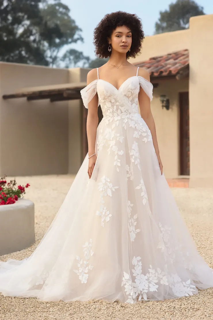 Romantic A-Line Gown With Sweetheart Neckline
