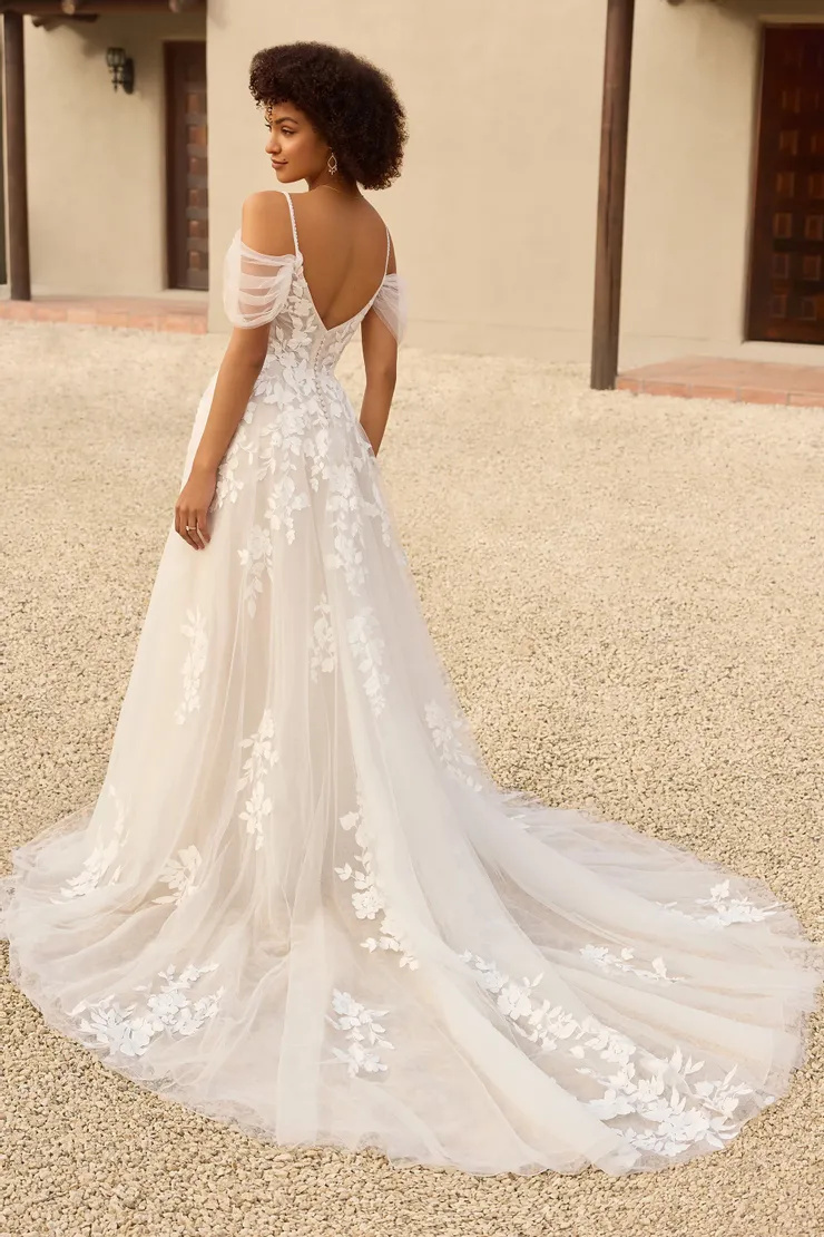 Romantic A-Line Gown With Sweetheart Neckline